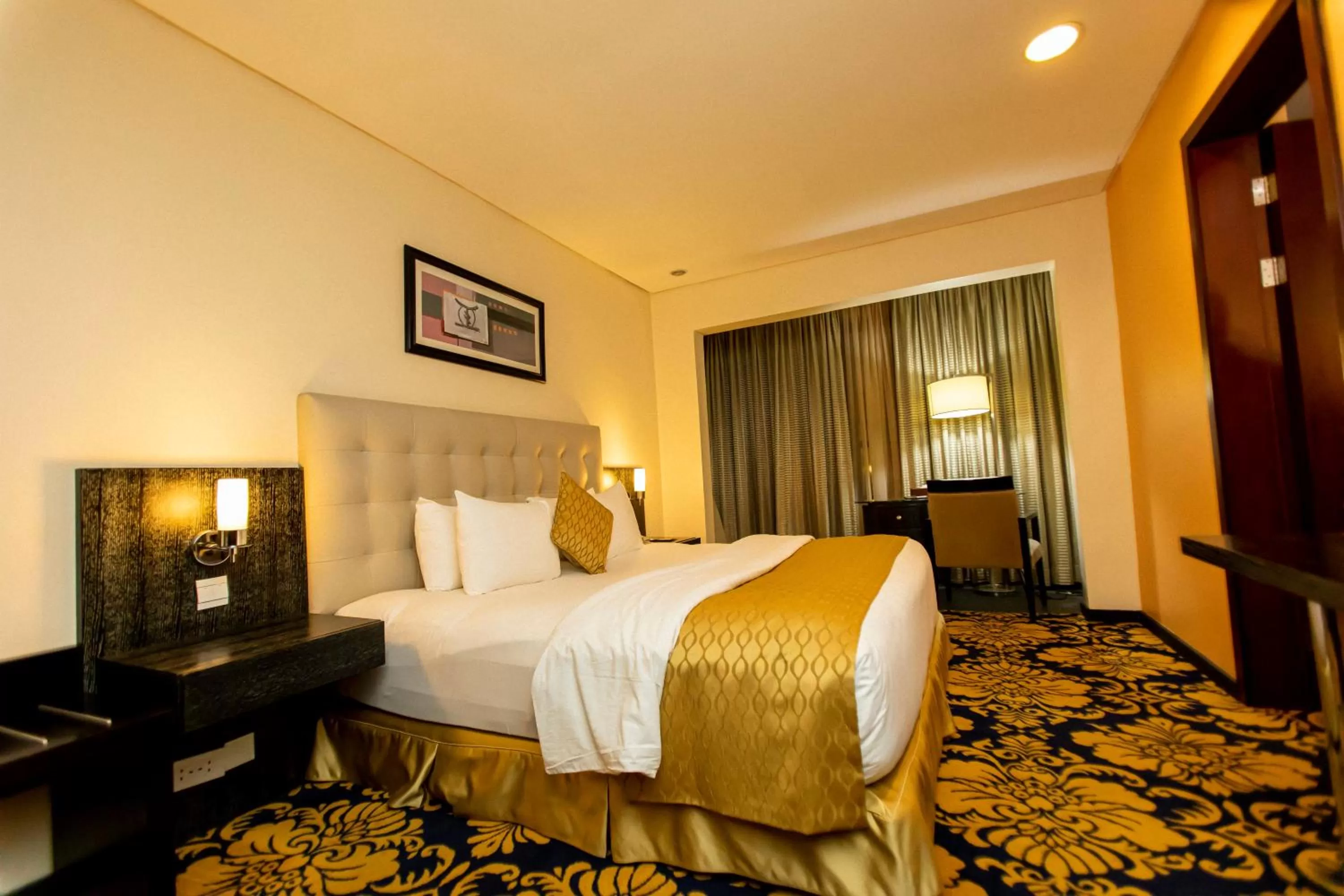 King Suite with Kitchenette in Best Western Premier Accra Airport Hotel