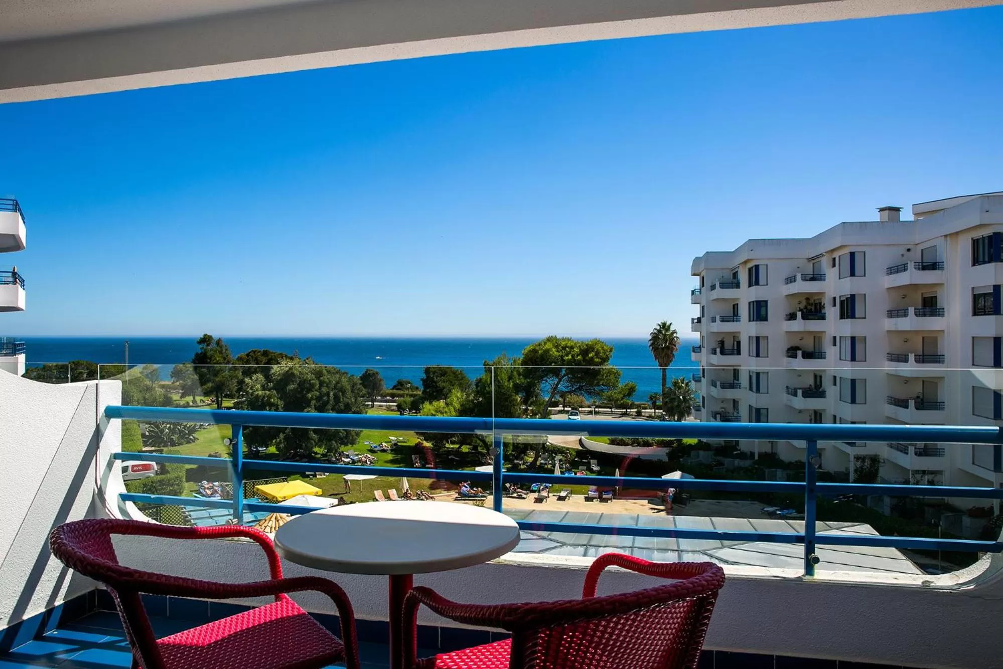 Deluxe Twin Room with Sea View in Hotel Pestana Cascais Ocean & Conference Aparthotel