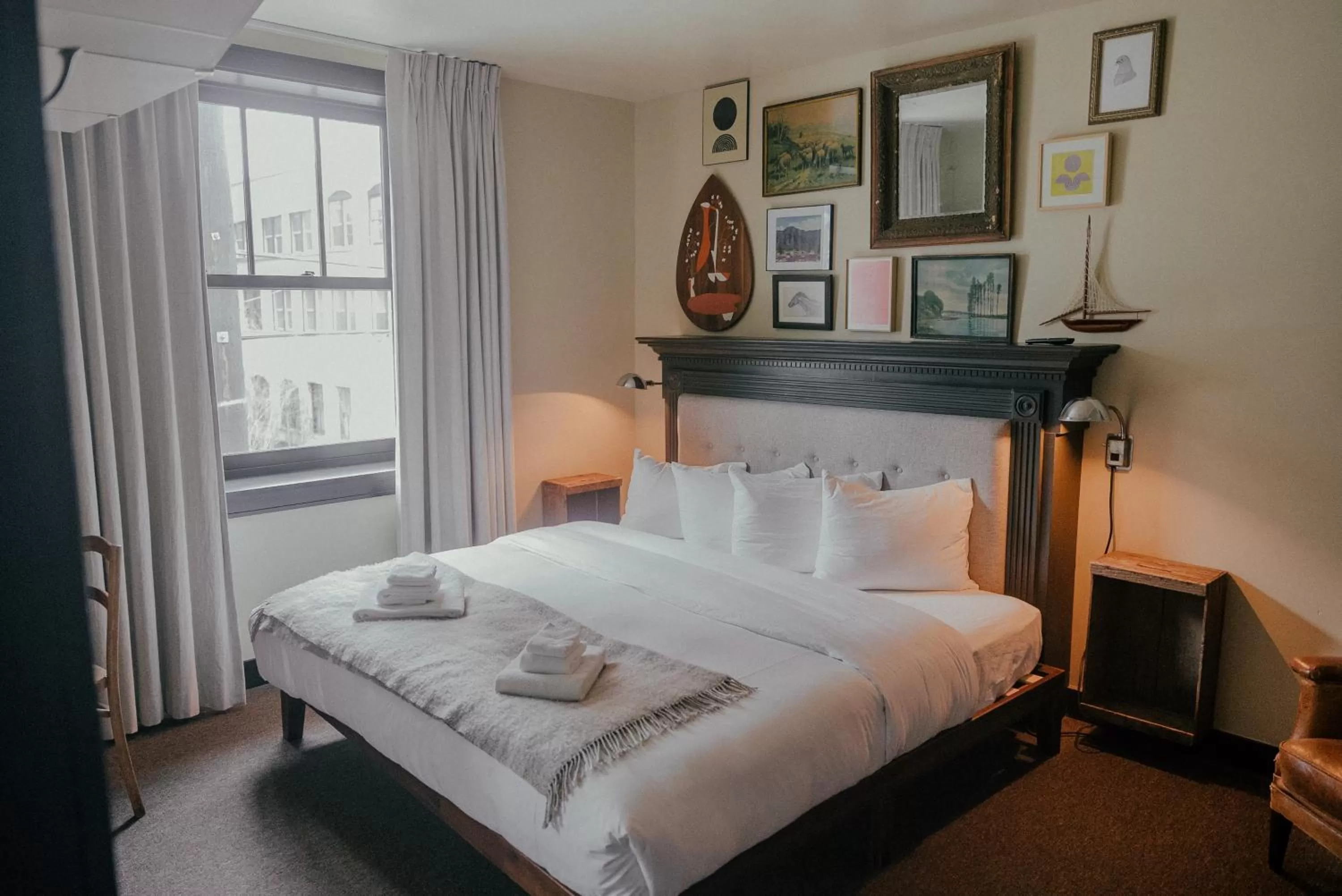 King Room - Disability Access in KEX Hotel