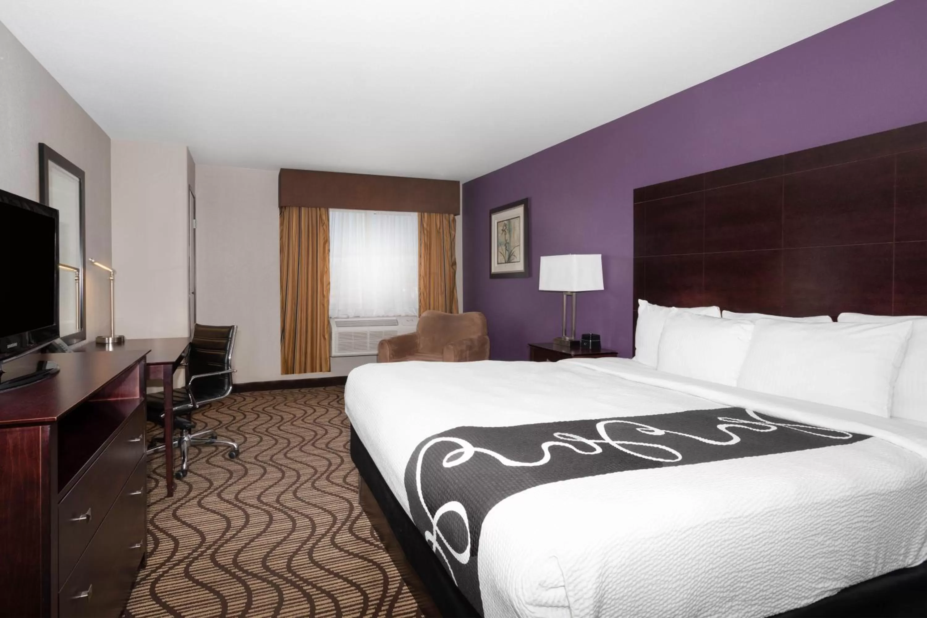 King Room - Non-Smoking in La Quinta by Wyndham Henderson-Northeast Denver
