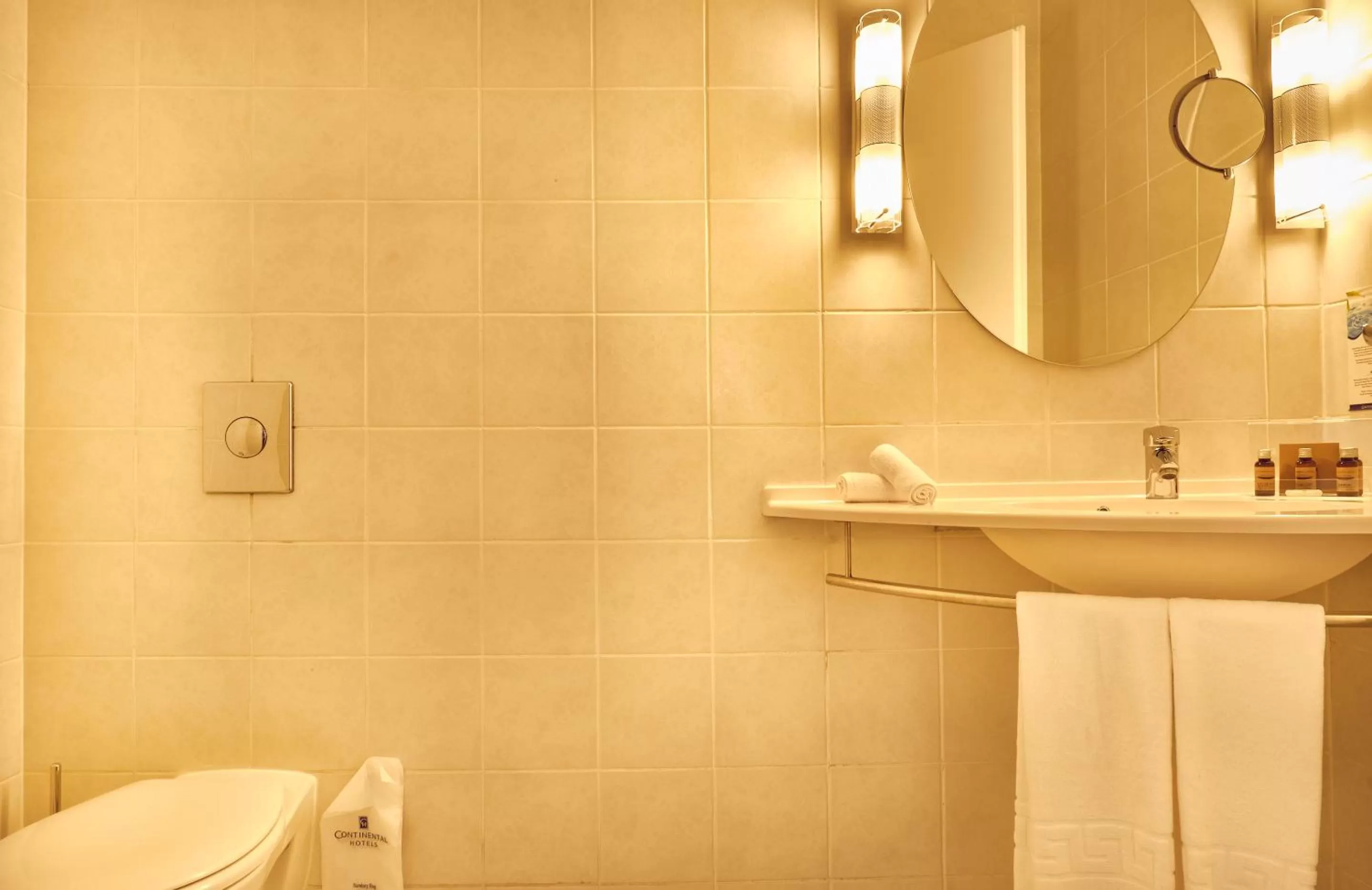 Family Suite - single occupancy in Continental Forum Bucuresti Palatul Parlamentului