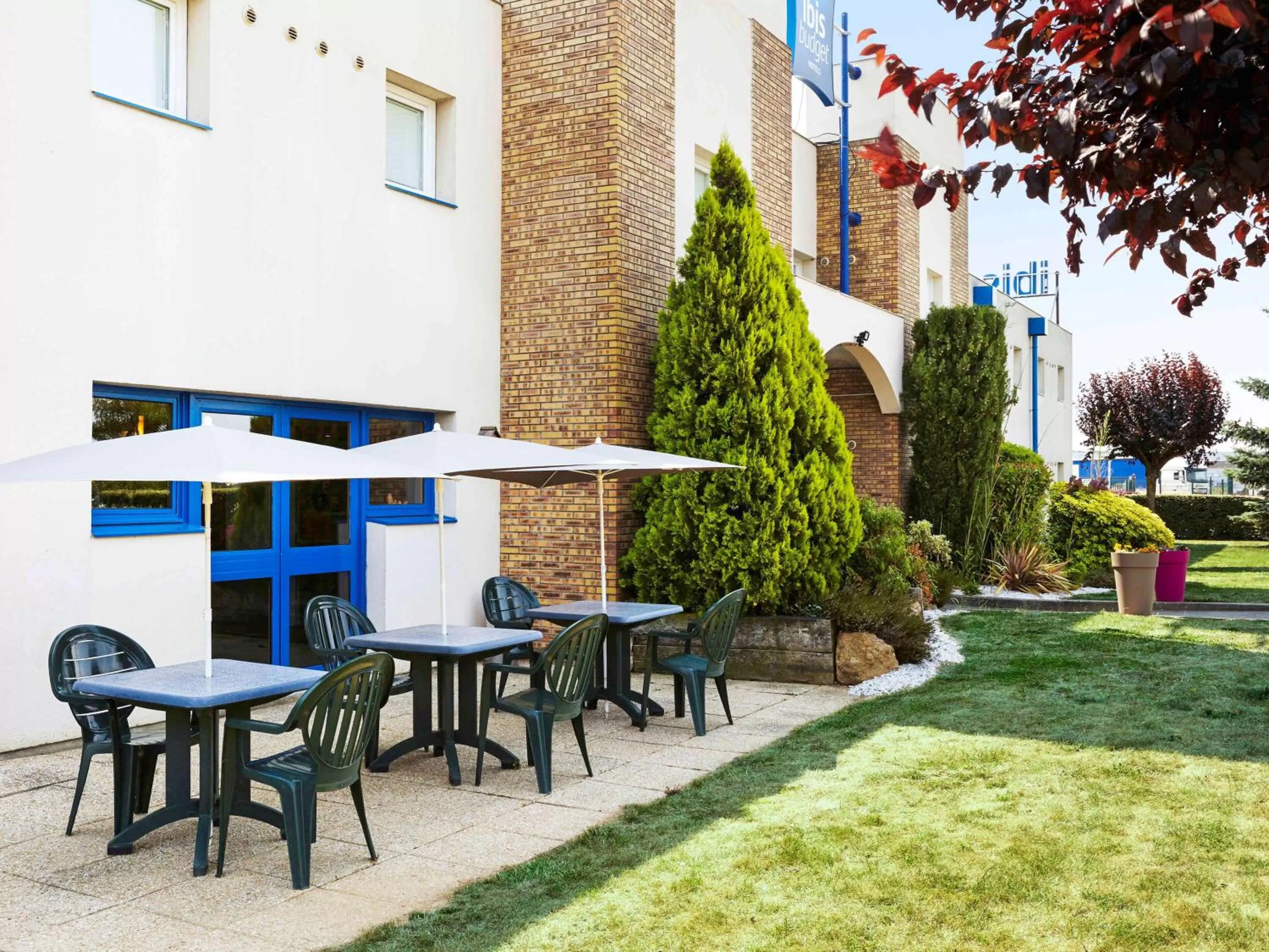 On site in ibis budget Chartres