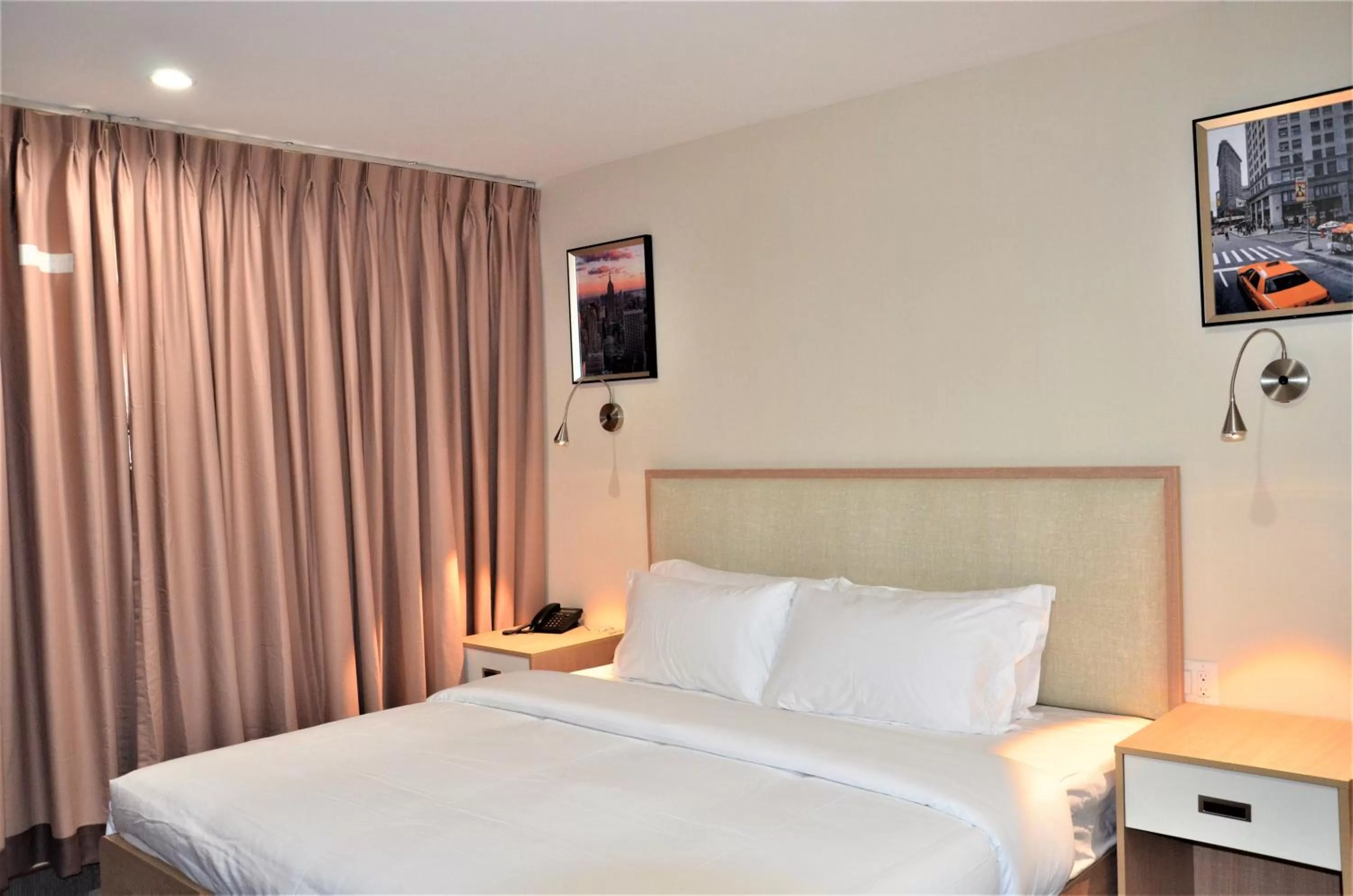 Standard King Room in LIC Plaza Hotel