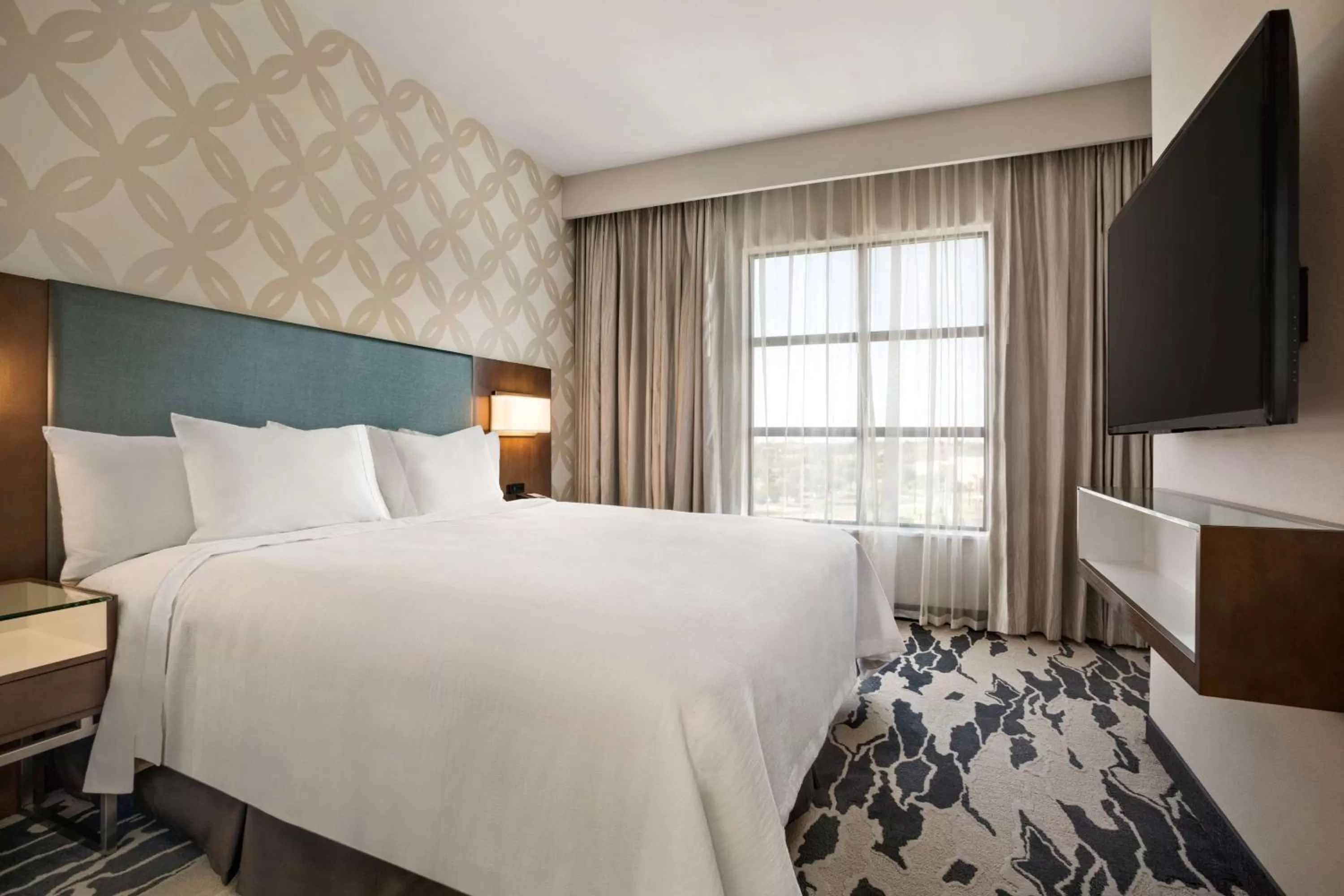 King Suite - Hearing Access in Embassy Suites by Hilton McAllen Convention Center