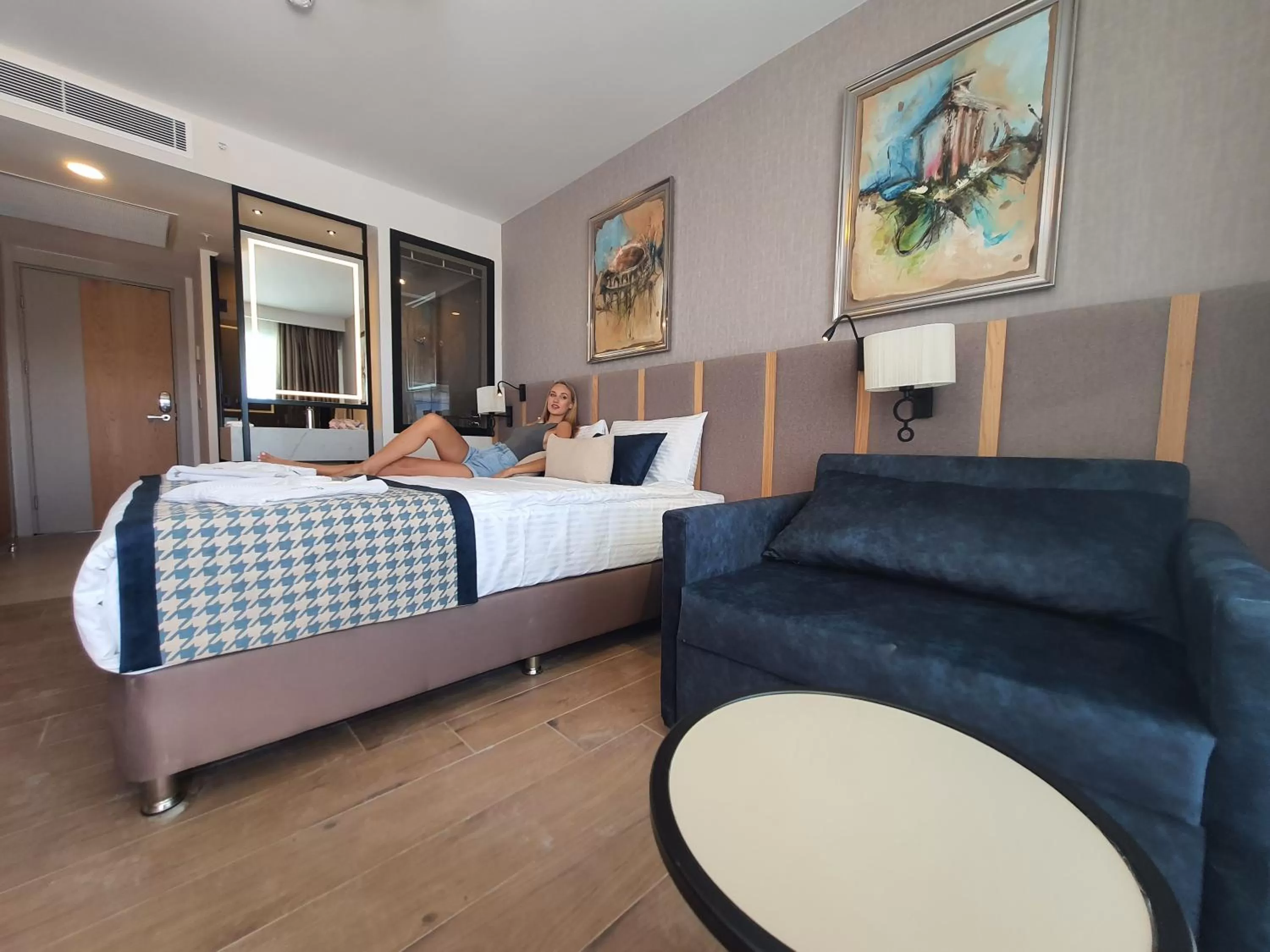 Deluxe Double Room in Sunthalia Hotels & Resorts Ultra All Inclusive Adults Only Party Hotel