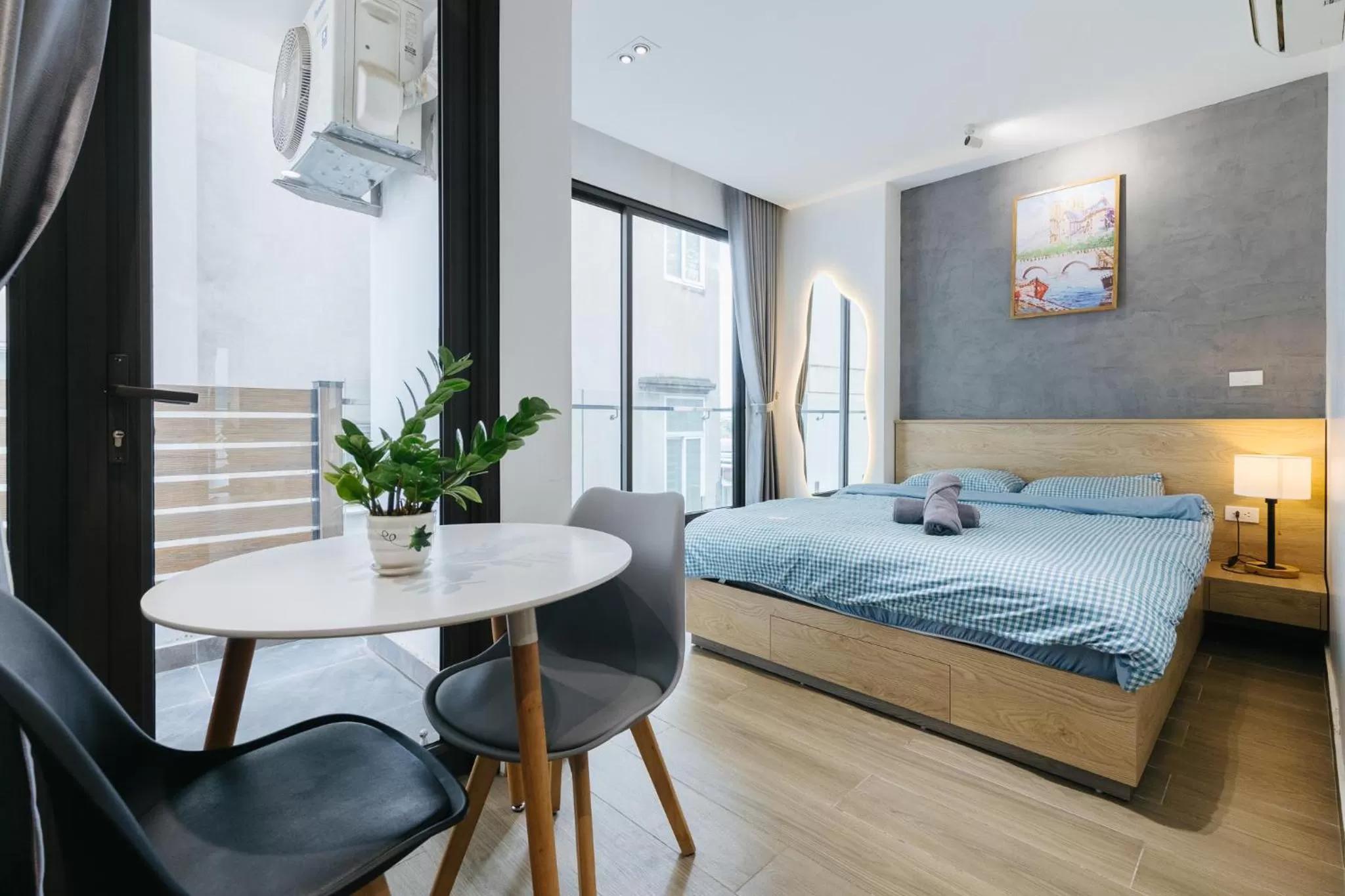 King Studio in LUCK APART 8 - Hanoi Westlake Balcony Studio