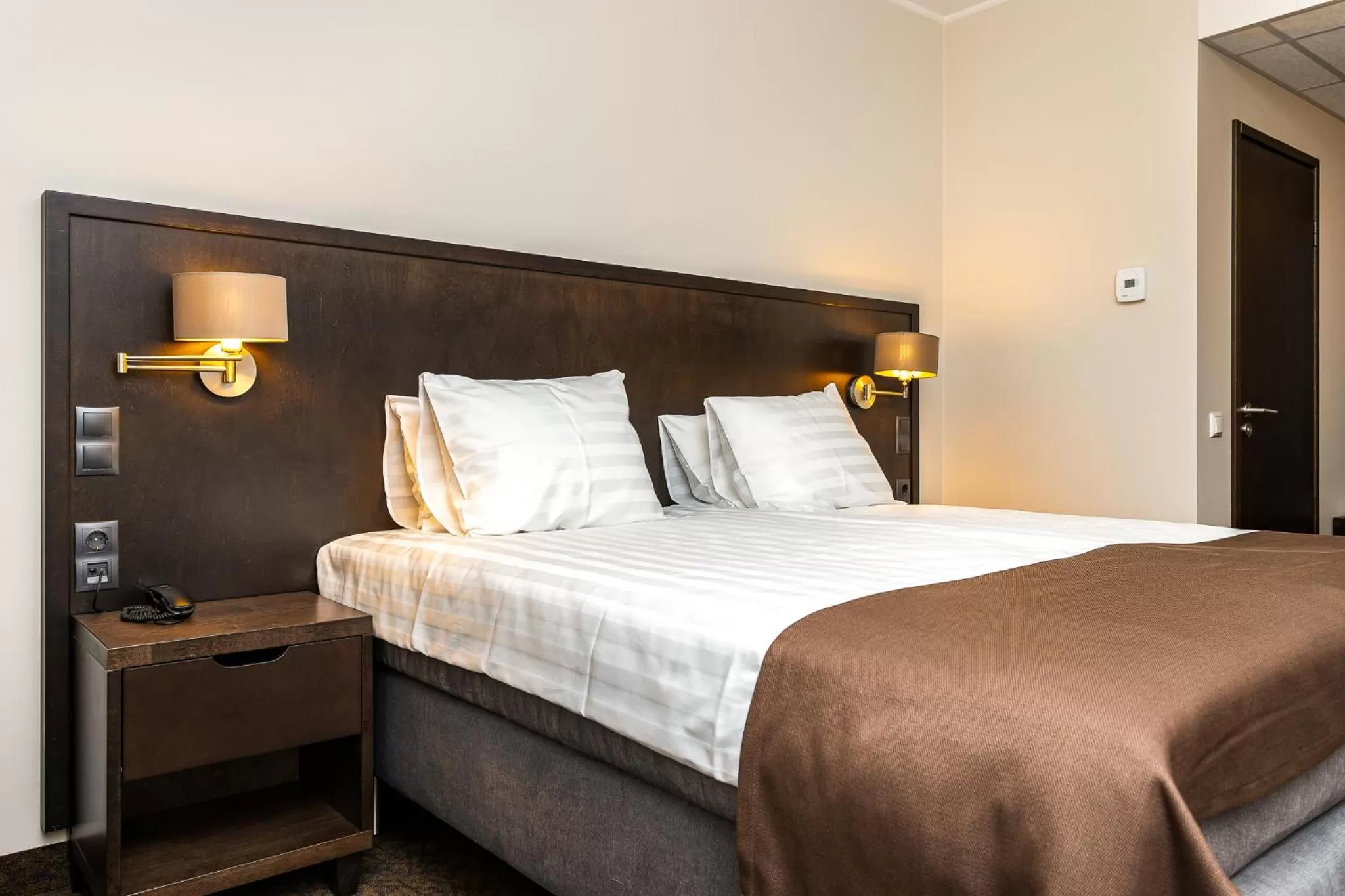 Triple Room in Adoryal Hotell