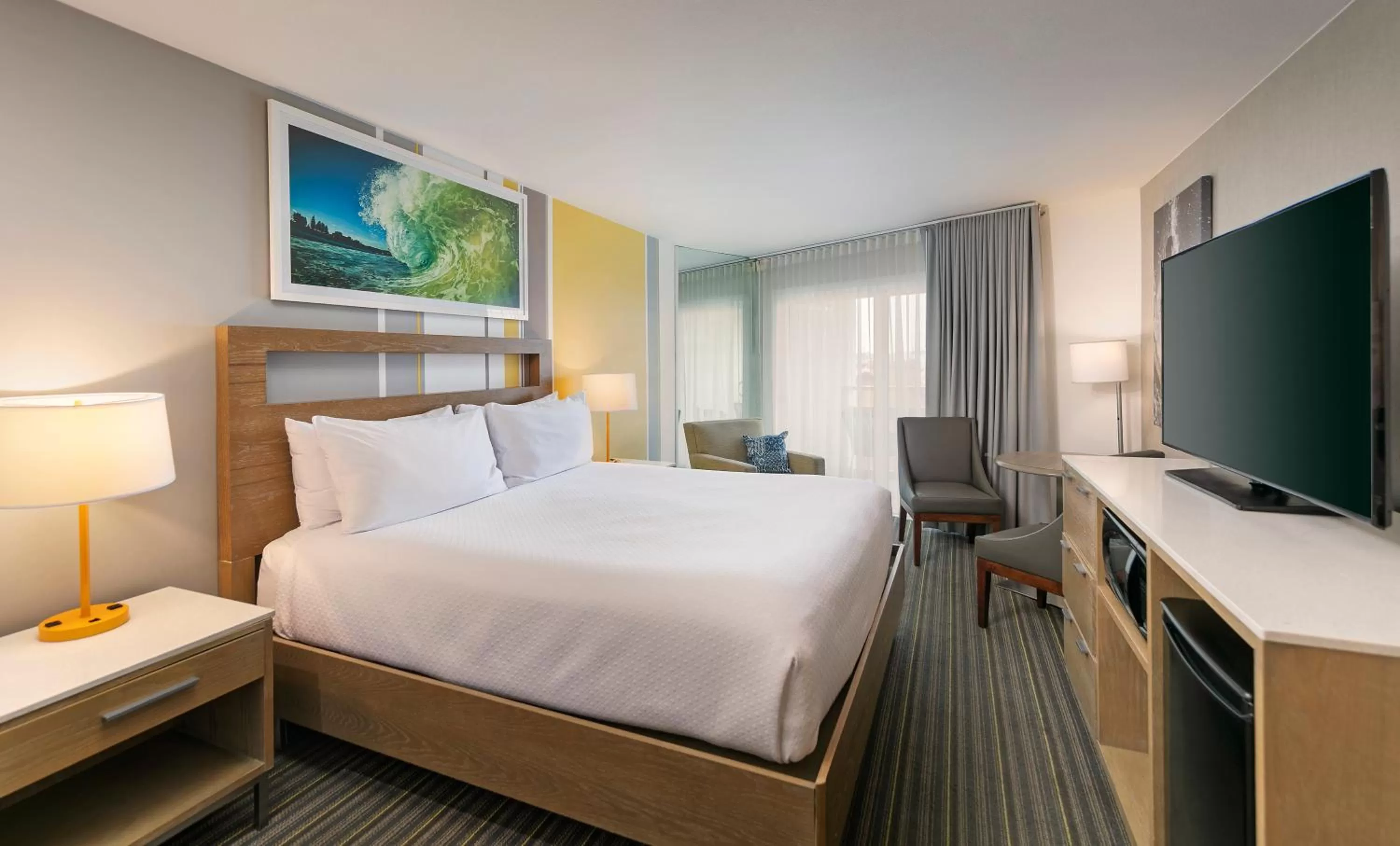 King Room with Partial Ocean View in The Wayfarer San Diego