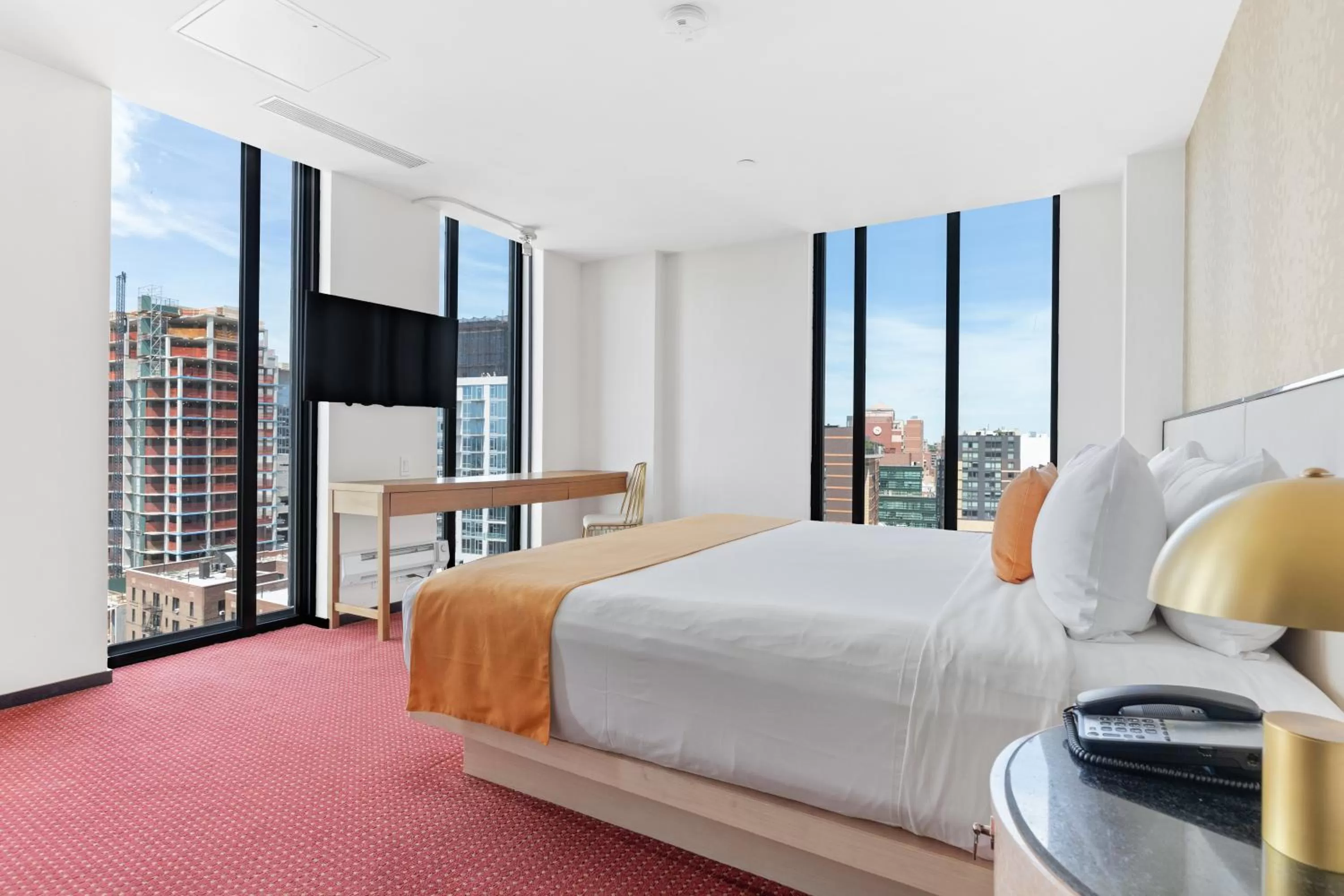 King Suite in The Parc Hotel