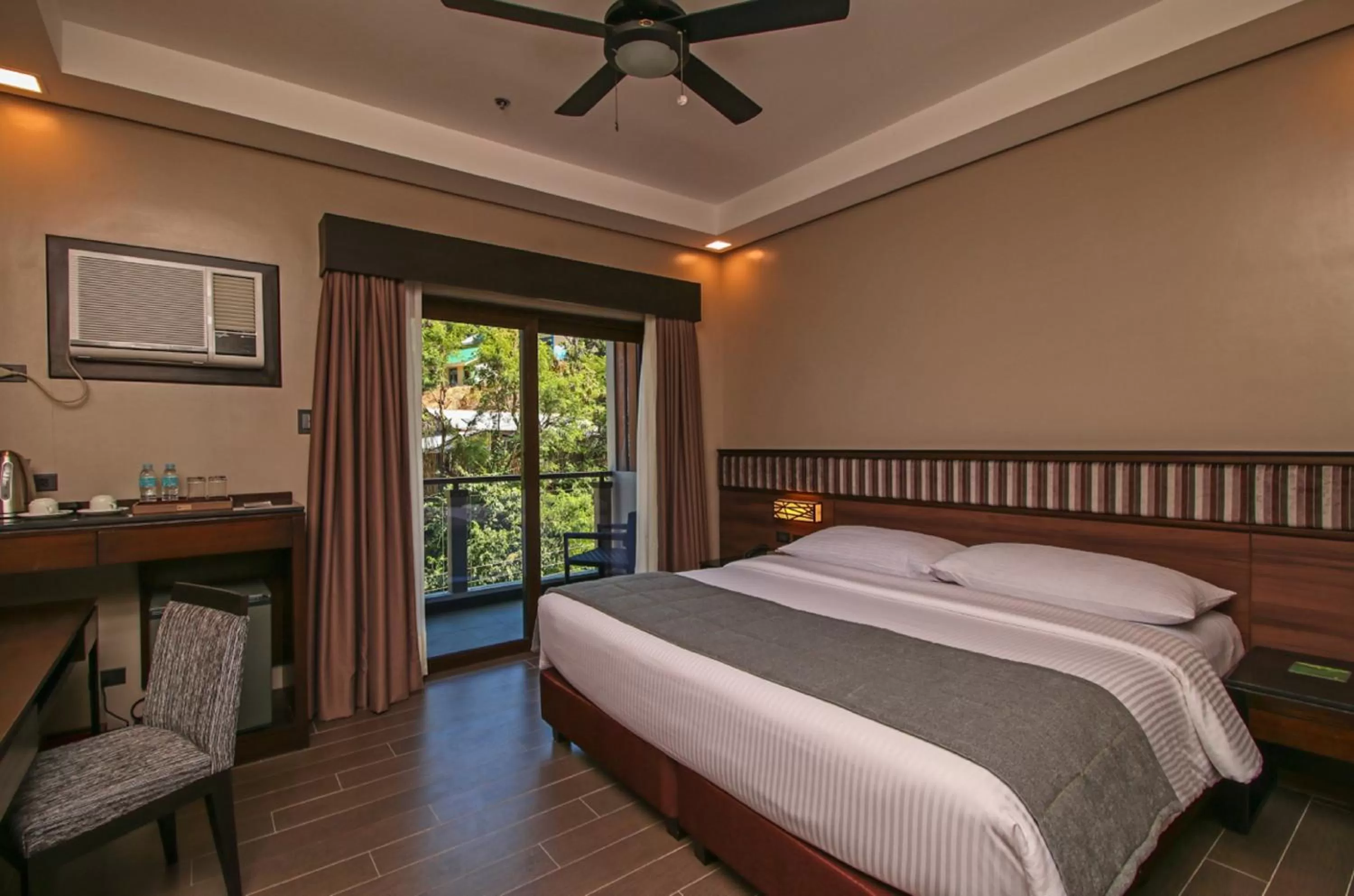 Standard Double or Twin Room in Two Seasons Coron Bayside Hotel