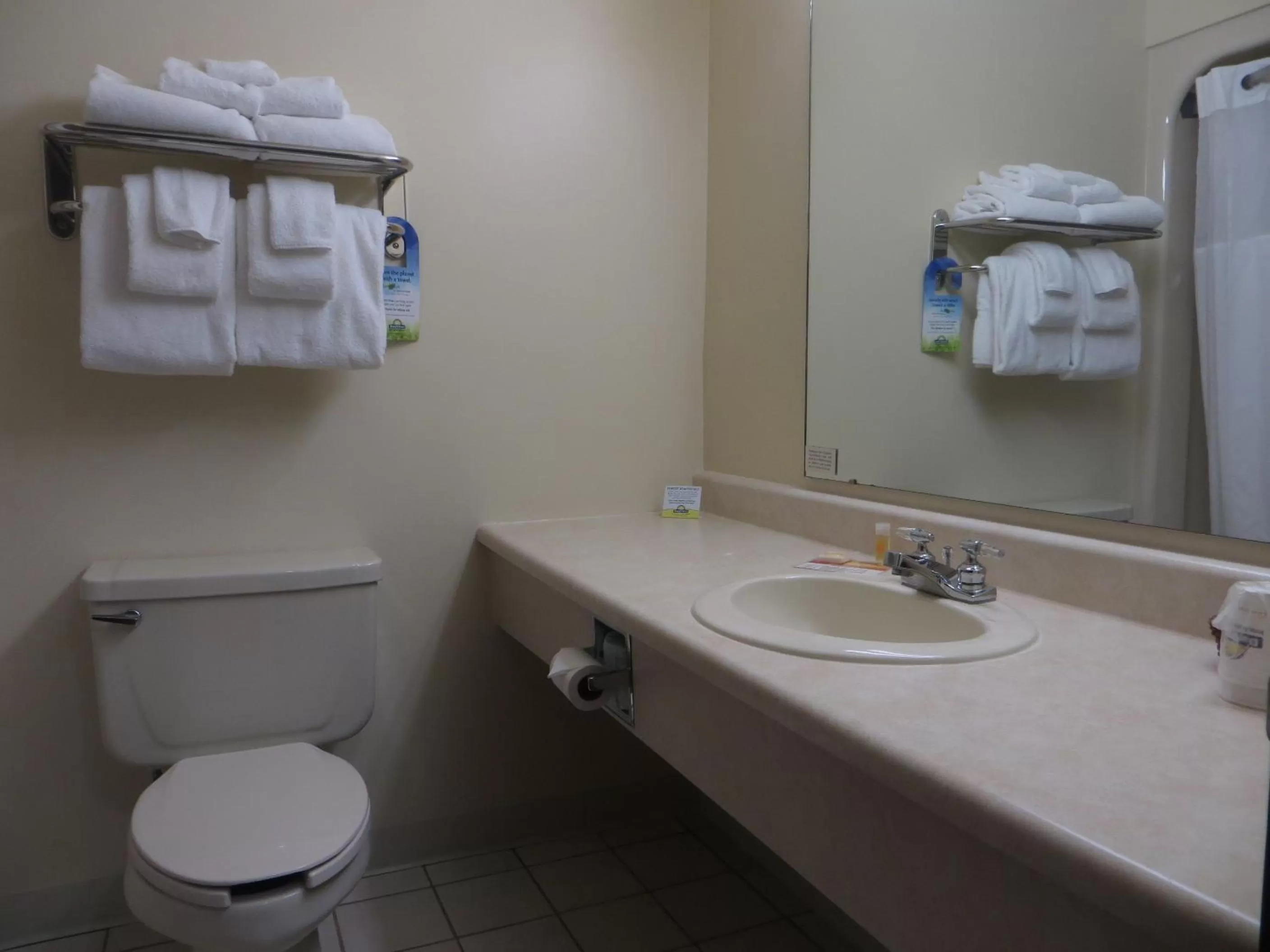 King Room - Non-Smoking in Days Inn by Wyndham Alpena