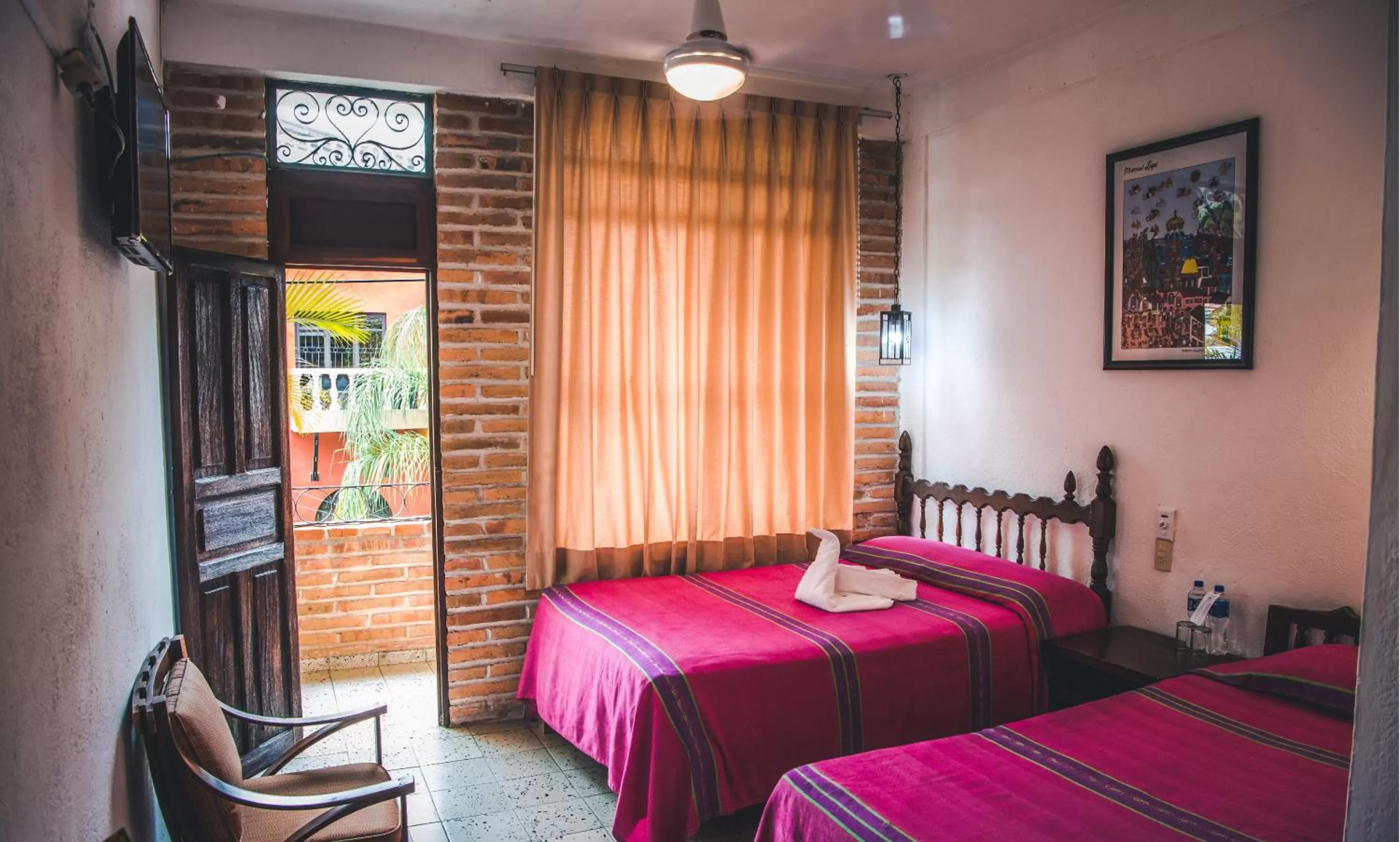 Standard Room with Two Double Beds with Balcony in Hotel Villa del Mar Tradicional