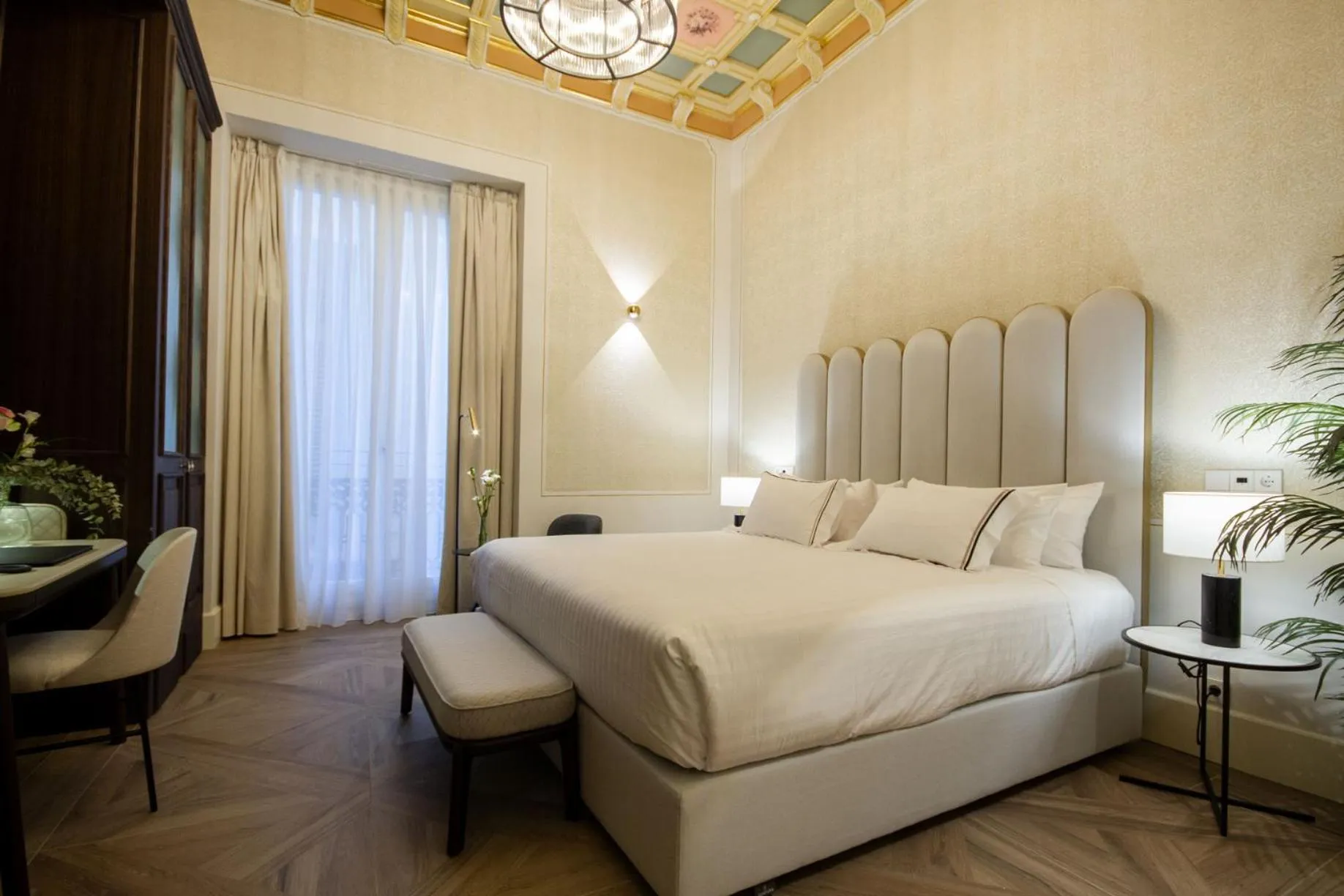 Double Room in MYR Palacio Vallier