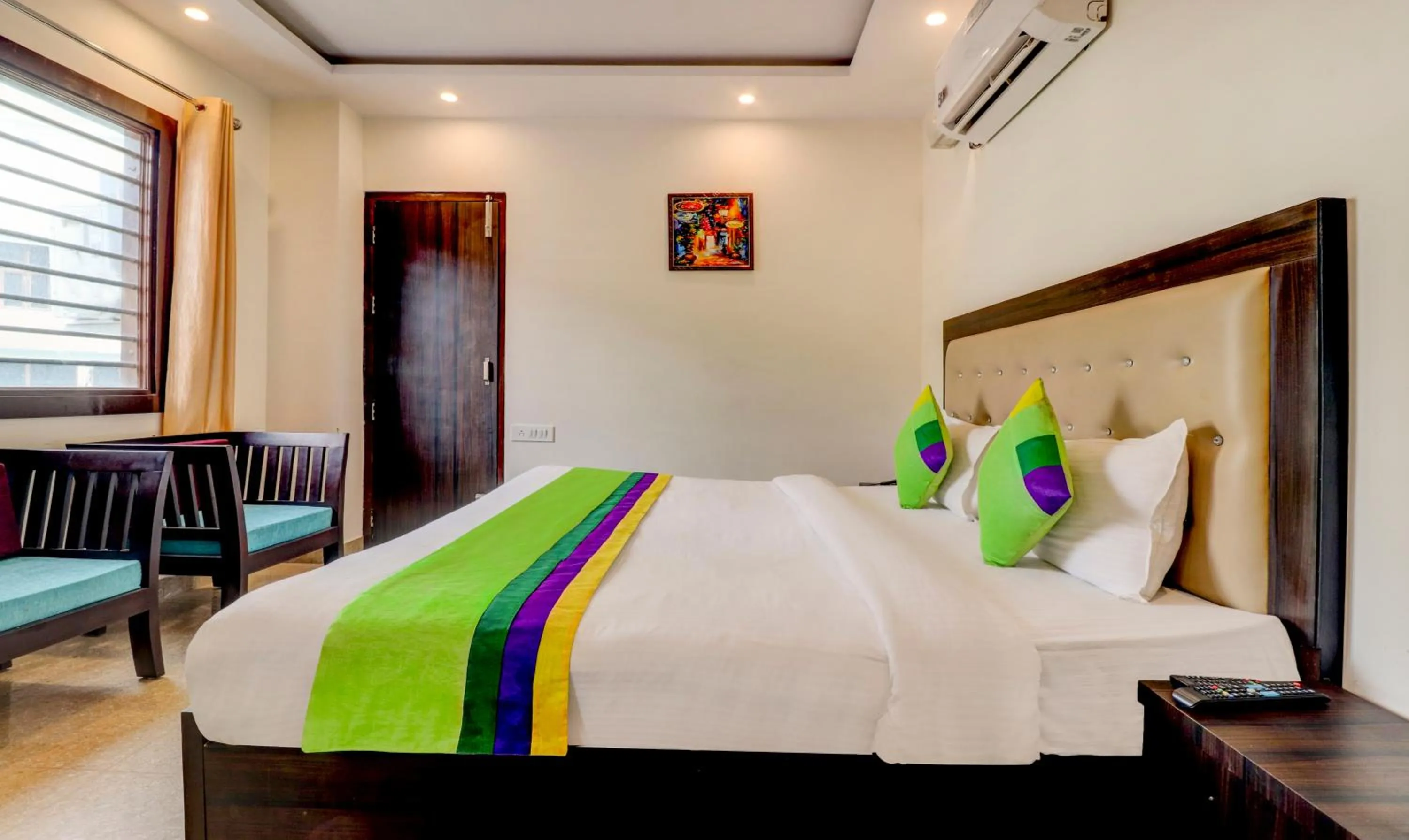 Standard Double Room in Itsy Hotels NV, Tapovan
