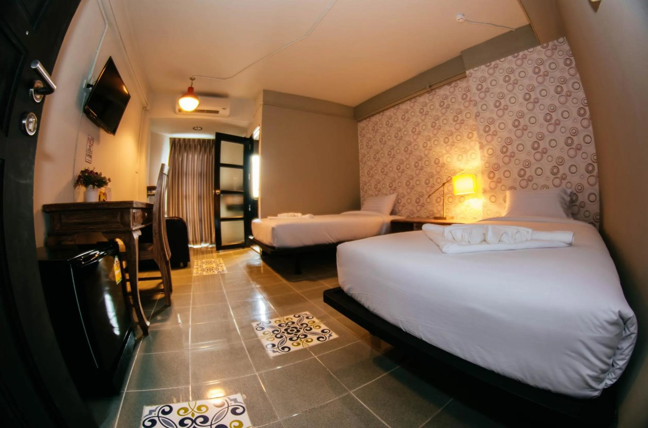 Standard Budget Twin Room in The 8 Factory Hotel Phitsanulok
