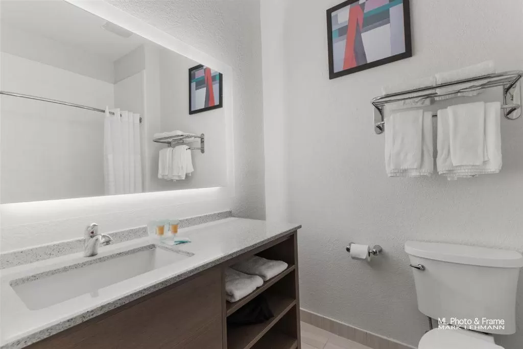 Large Queen Suite with Two Queen Beds and Sofa bed - Disability Access/Non Smoking in Comfort Suites