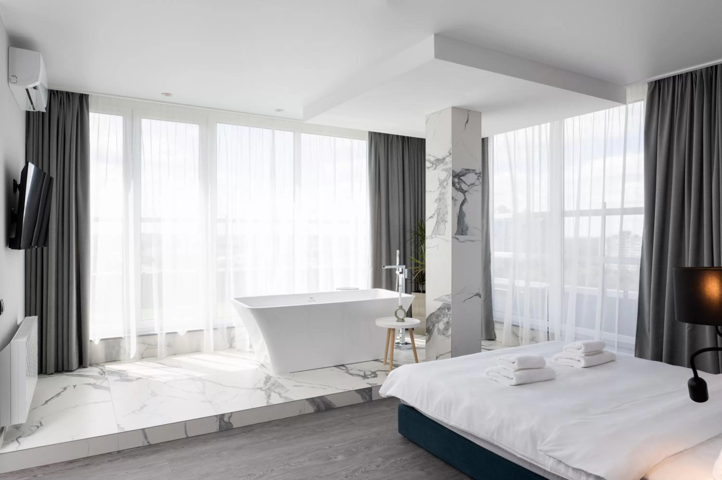 Suite with Terrace in BE THE ONE Hotel