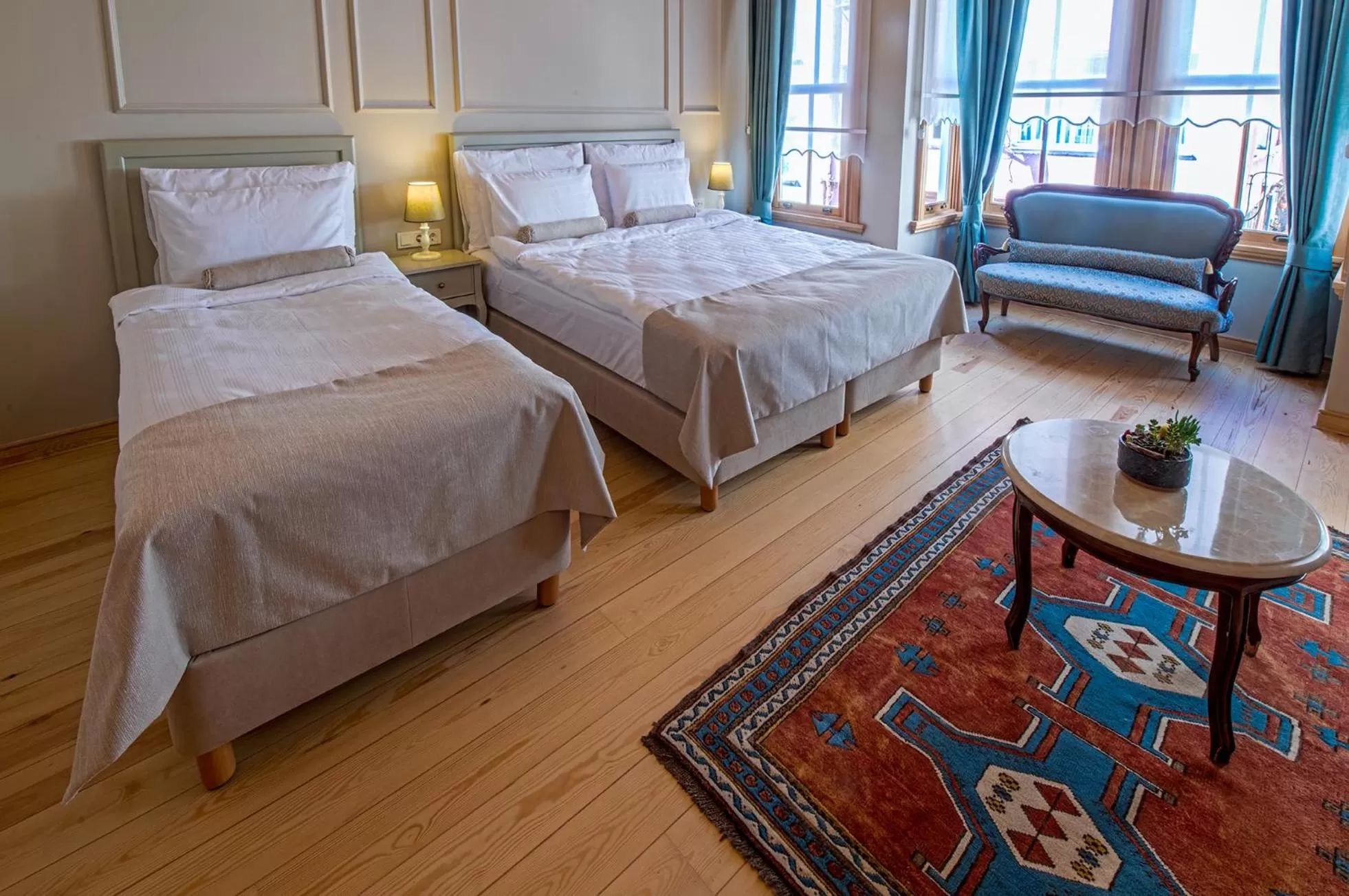 Deluxe Triple Room in İkiz Konak Boutique Hotel