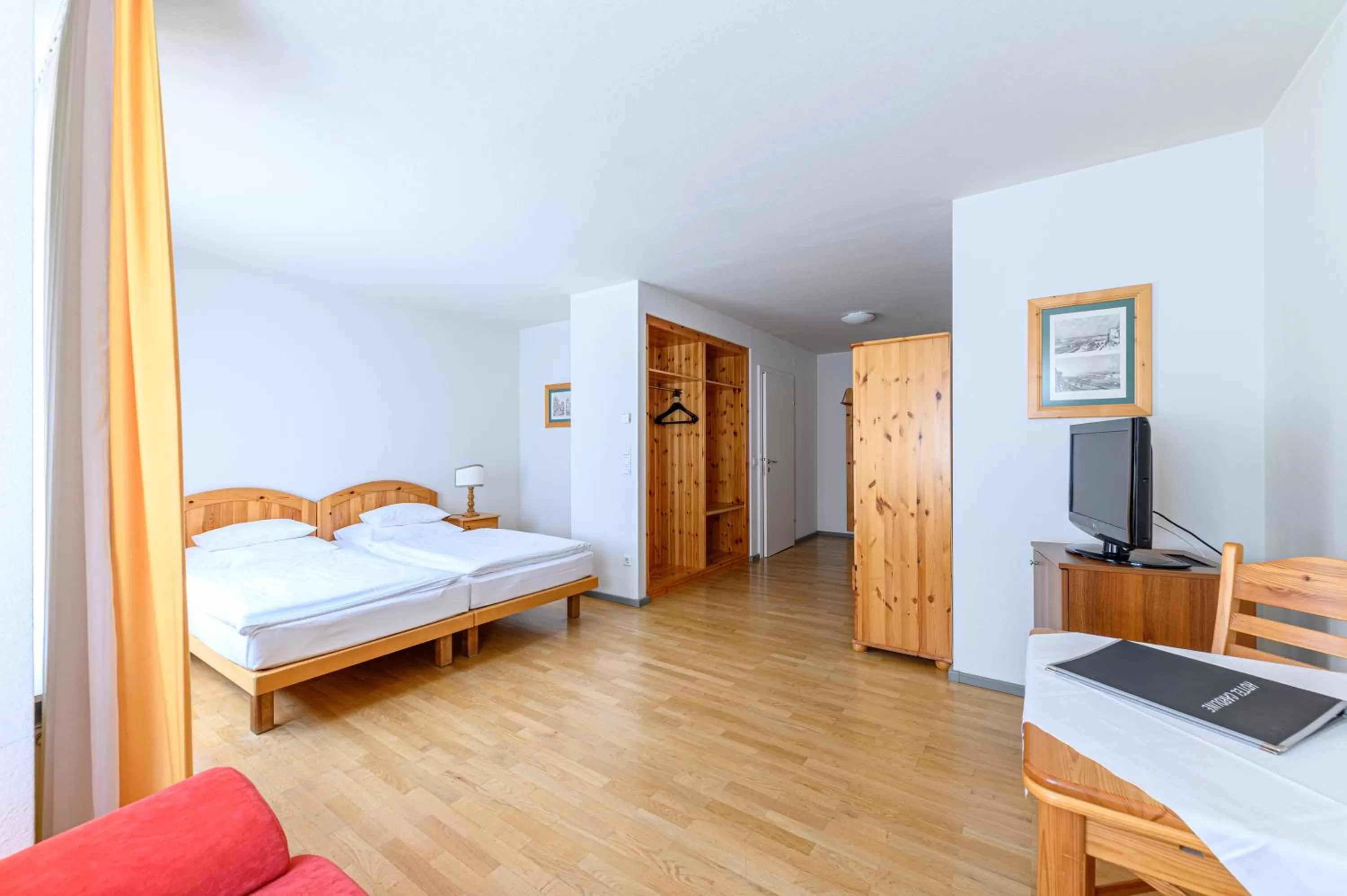 Comfort Double Room in Hotel Caroline