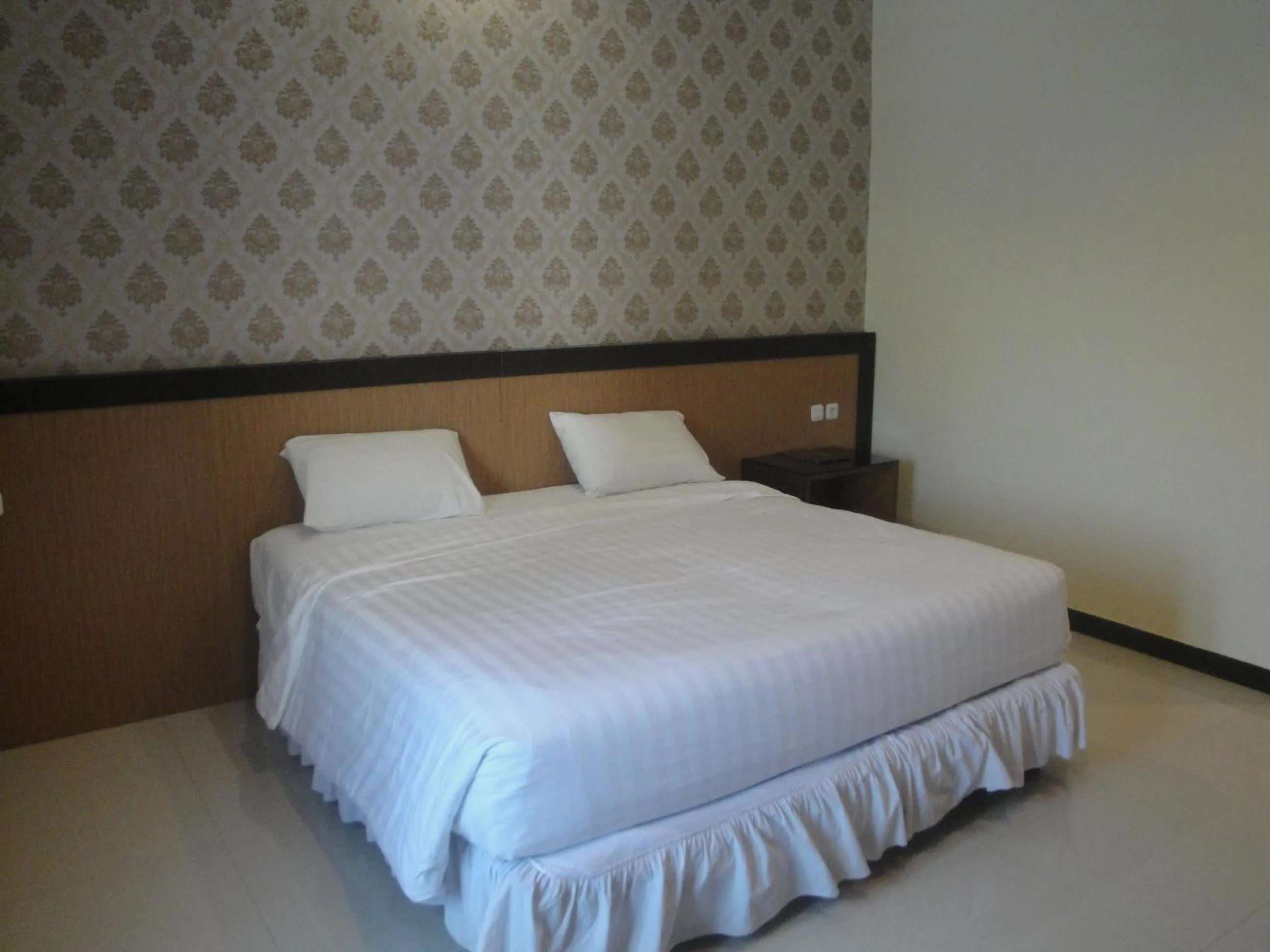 Deluxe Double or Twin Room in Sylvia Hotel Maumere