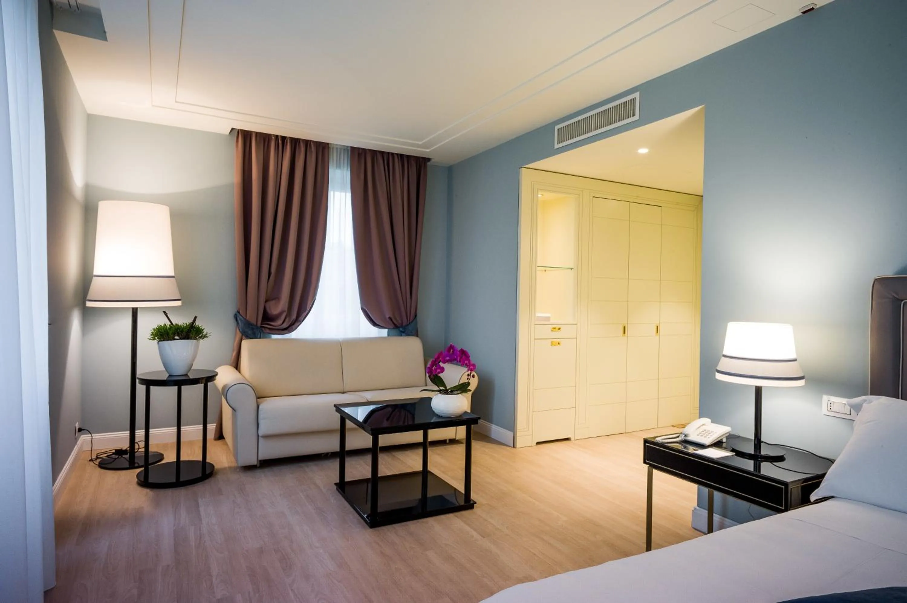 Deluxe Double Room - single occupancy in Turin Palace Hotel