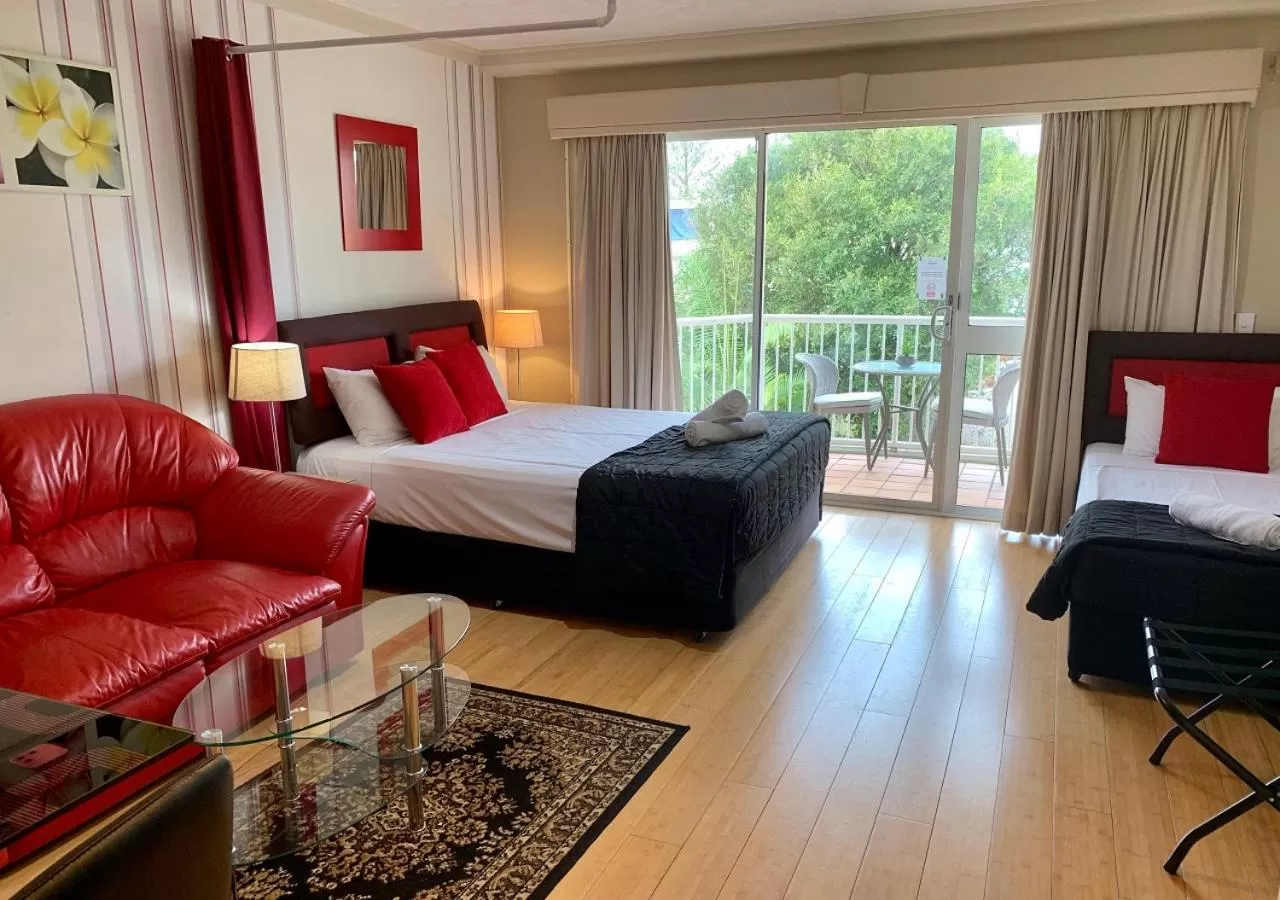 Superior Triple Room in Outrigger Burleigh