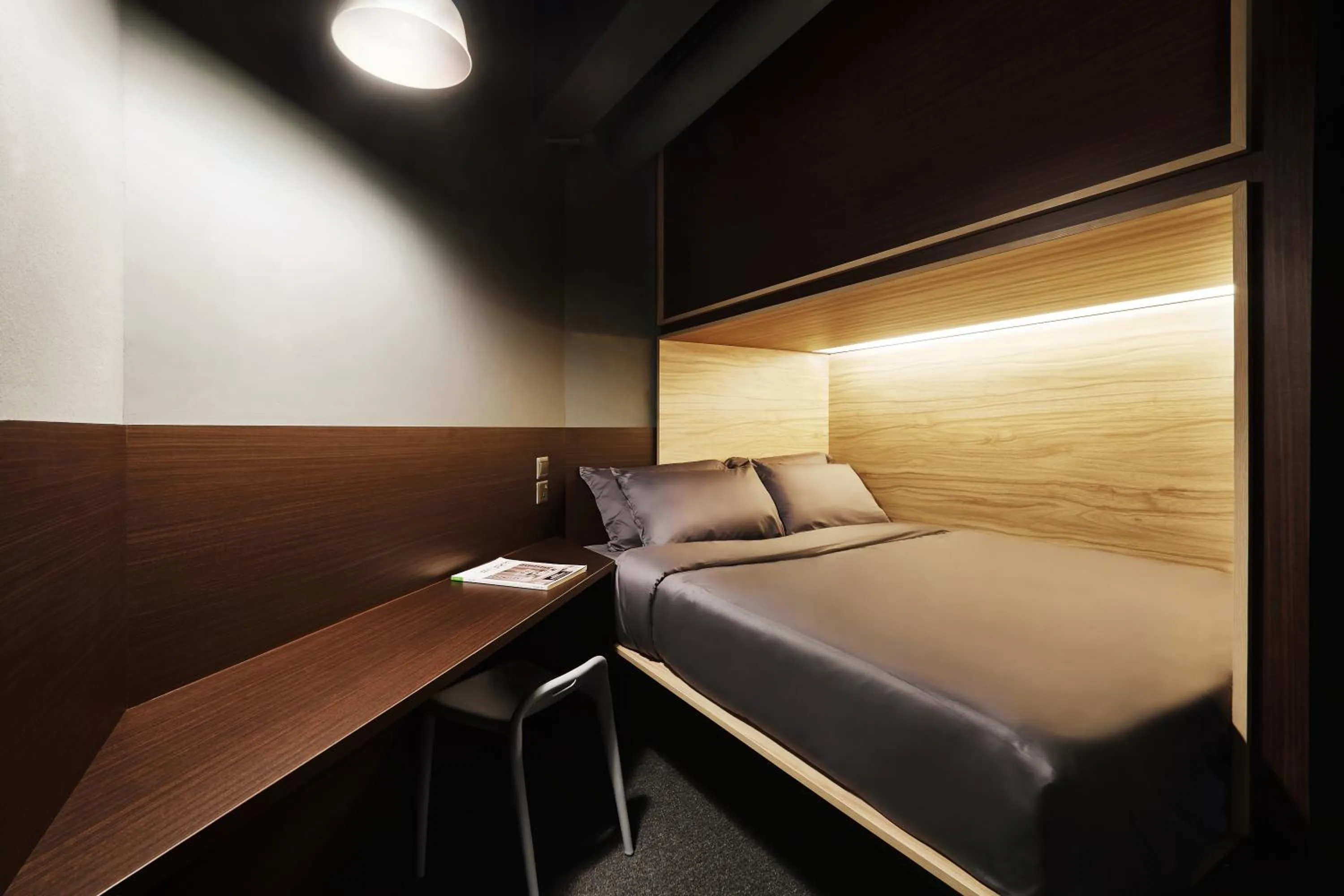 Queen Pod Suite  in The Pod at Beach Road Boutique Capsule Hotel
