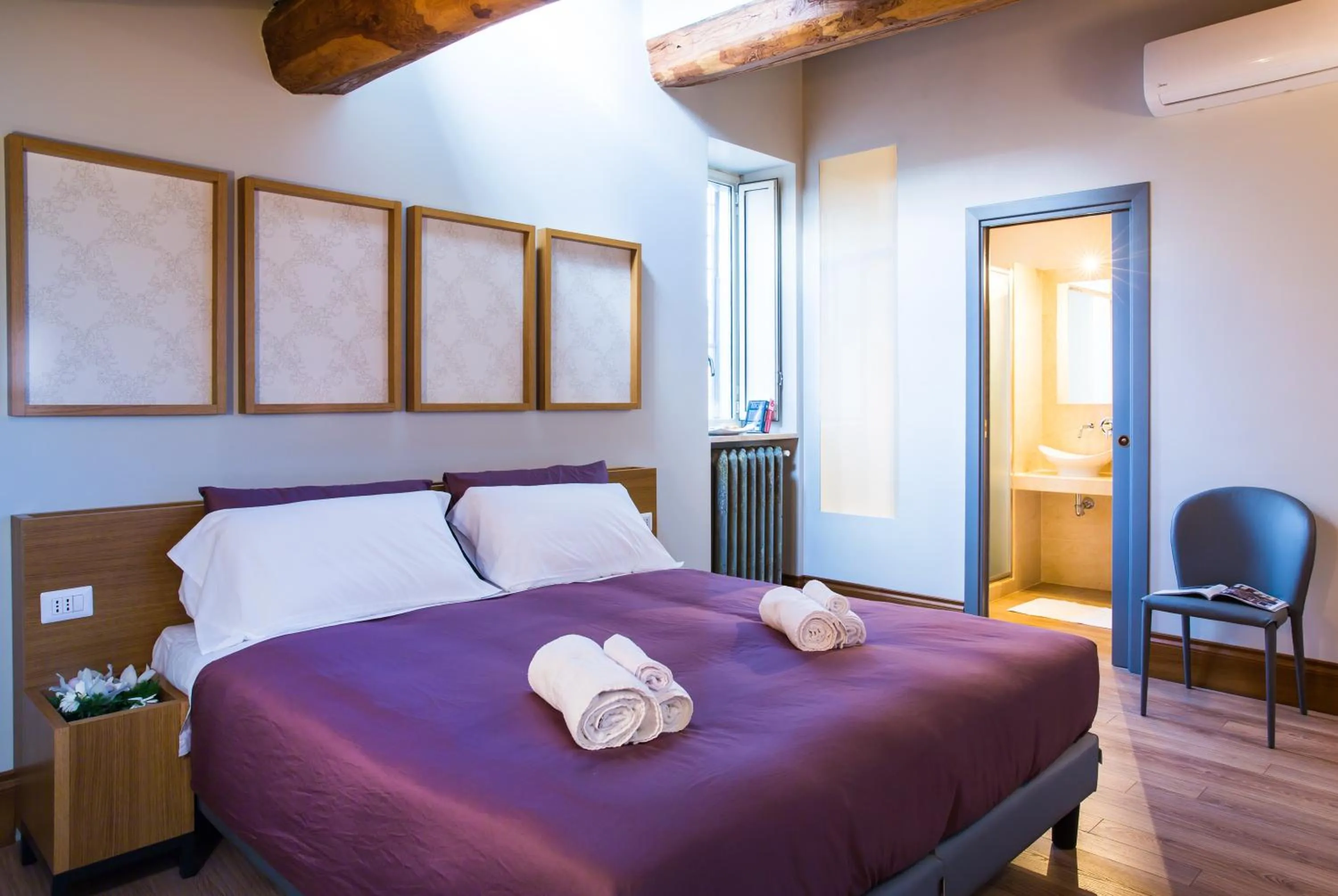 Deluxe Double Room in Grand Master Suites