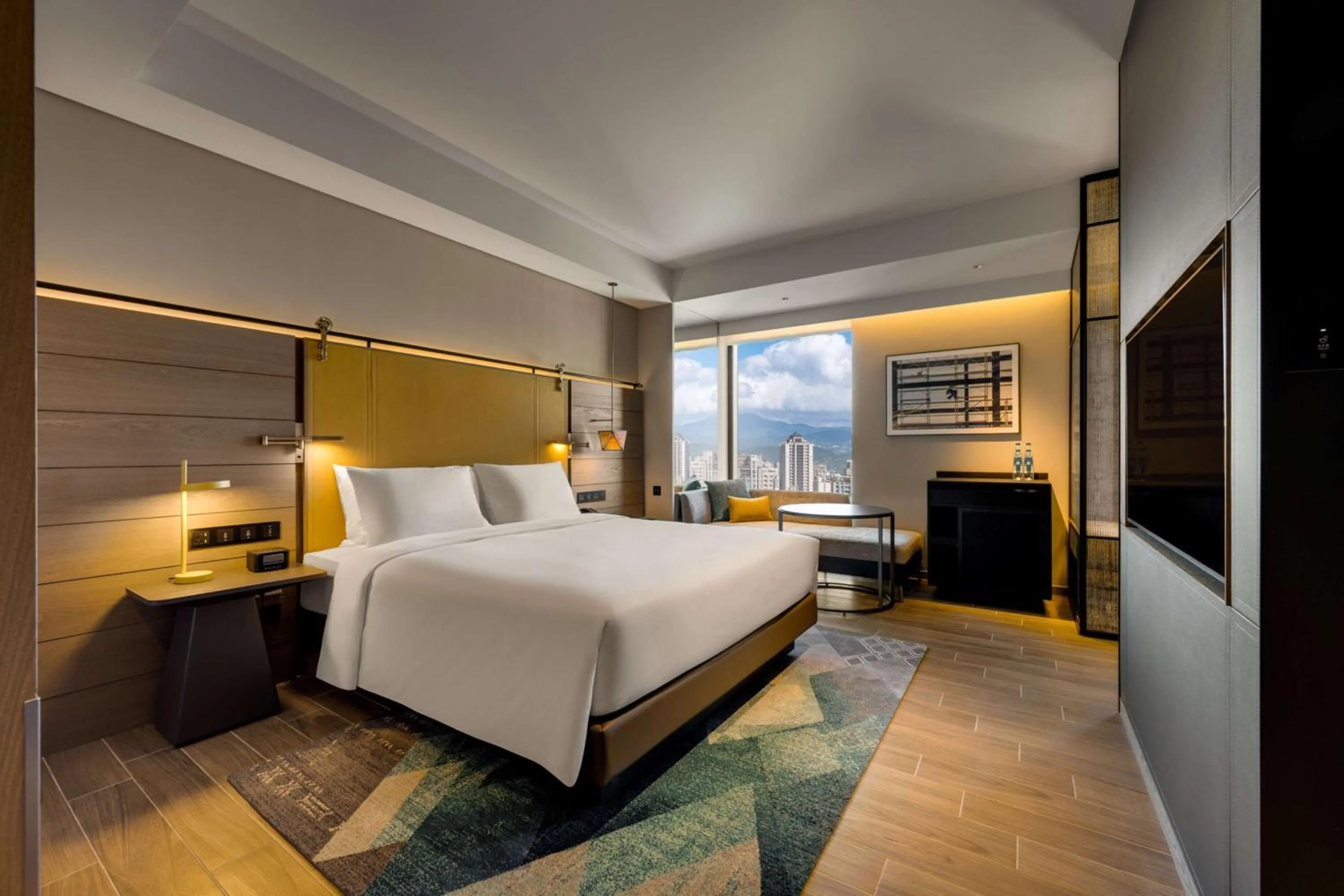 King Guest Room in Hotel Resonance Taipei, Tapestry Collection by Hilton