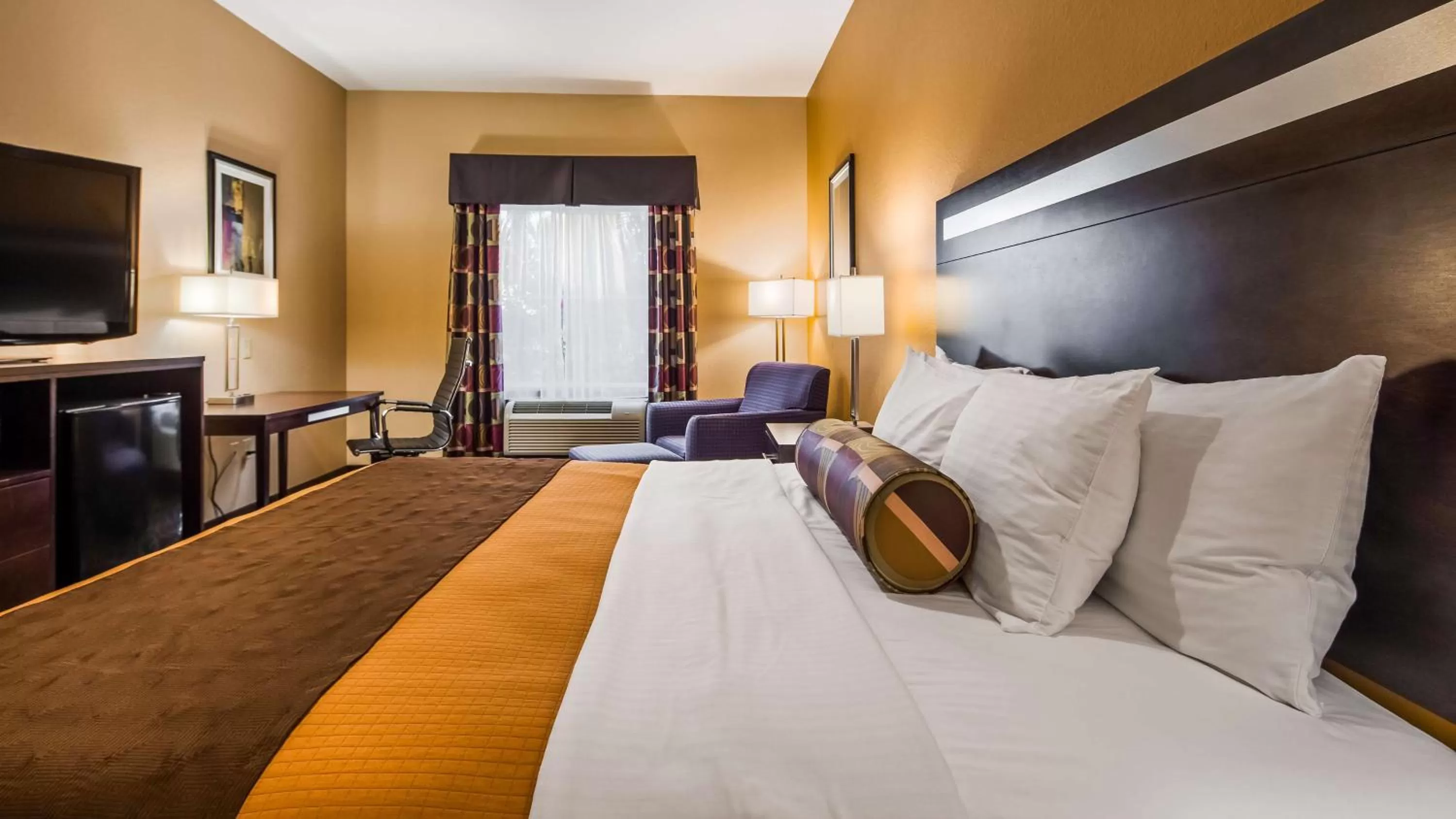 King Room - Disability Access/Non-Smoking in Best Western Plus Kenedy Inn