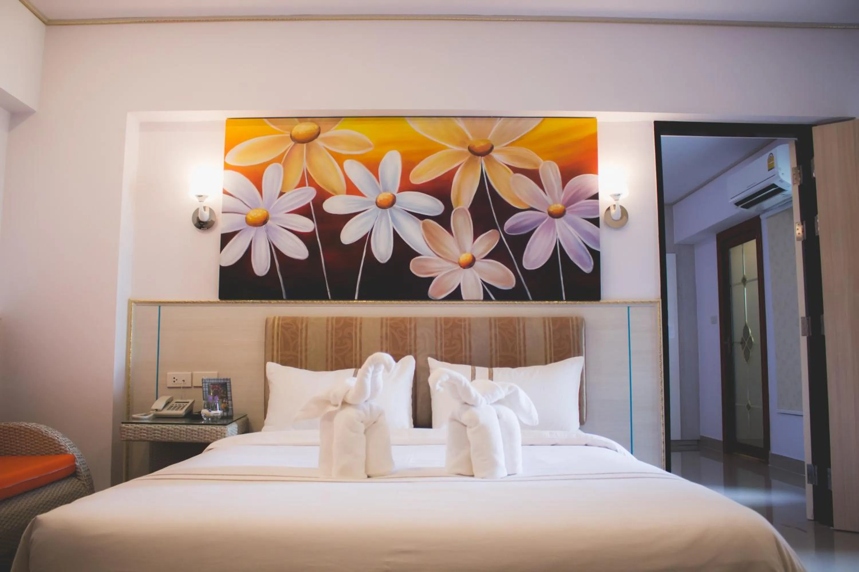 Superior King Room in Maverick Ratchada Hotel