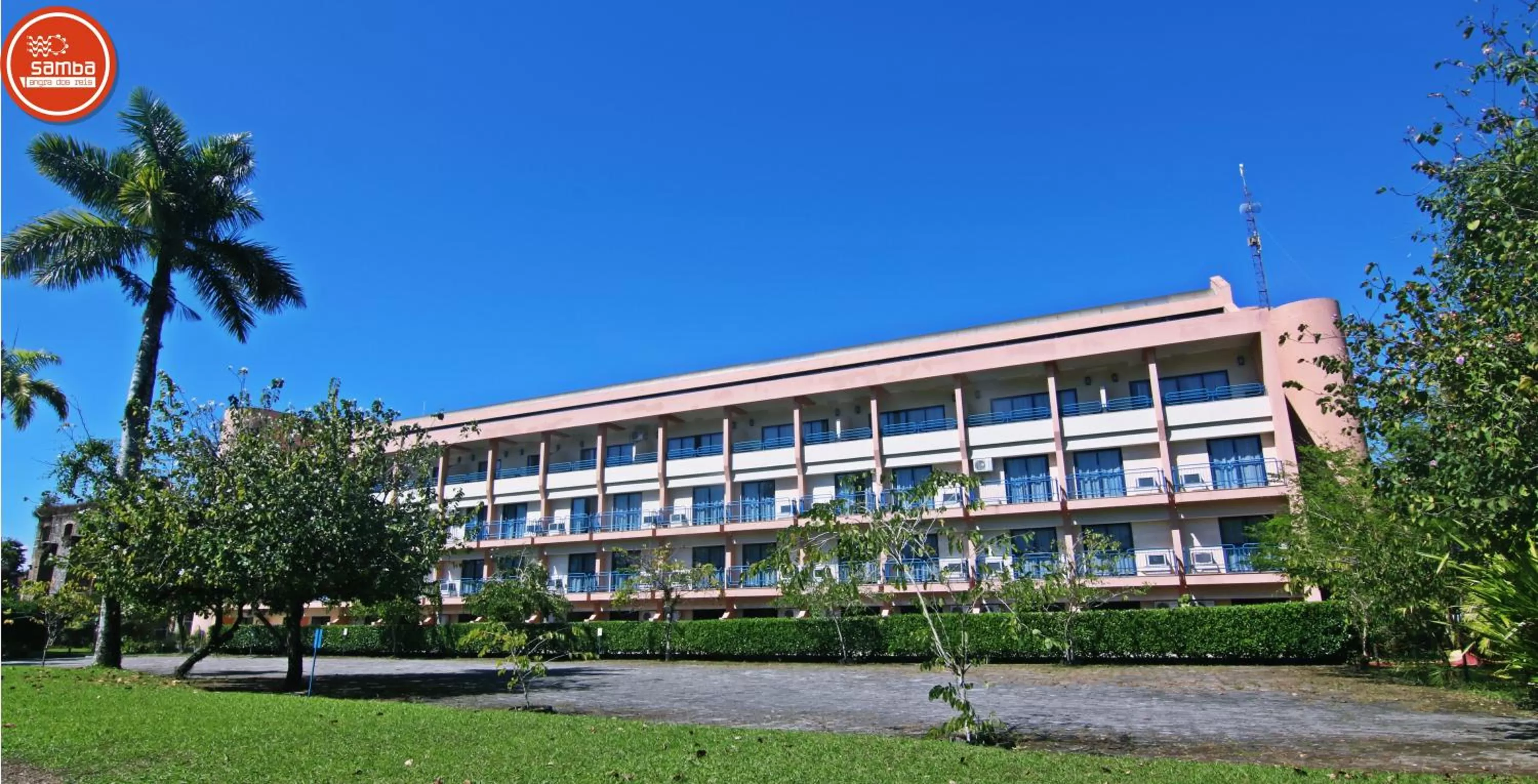 Facade/entrance in Samba Angra dos Reis
