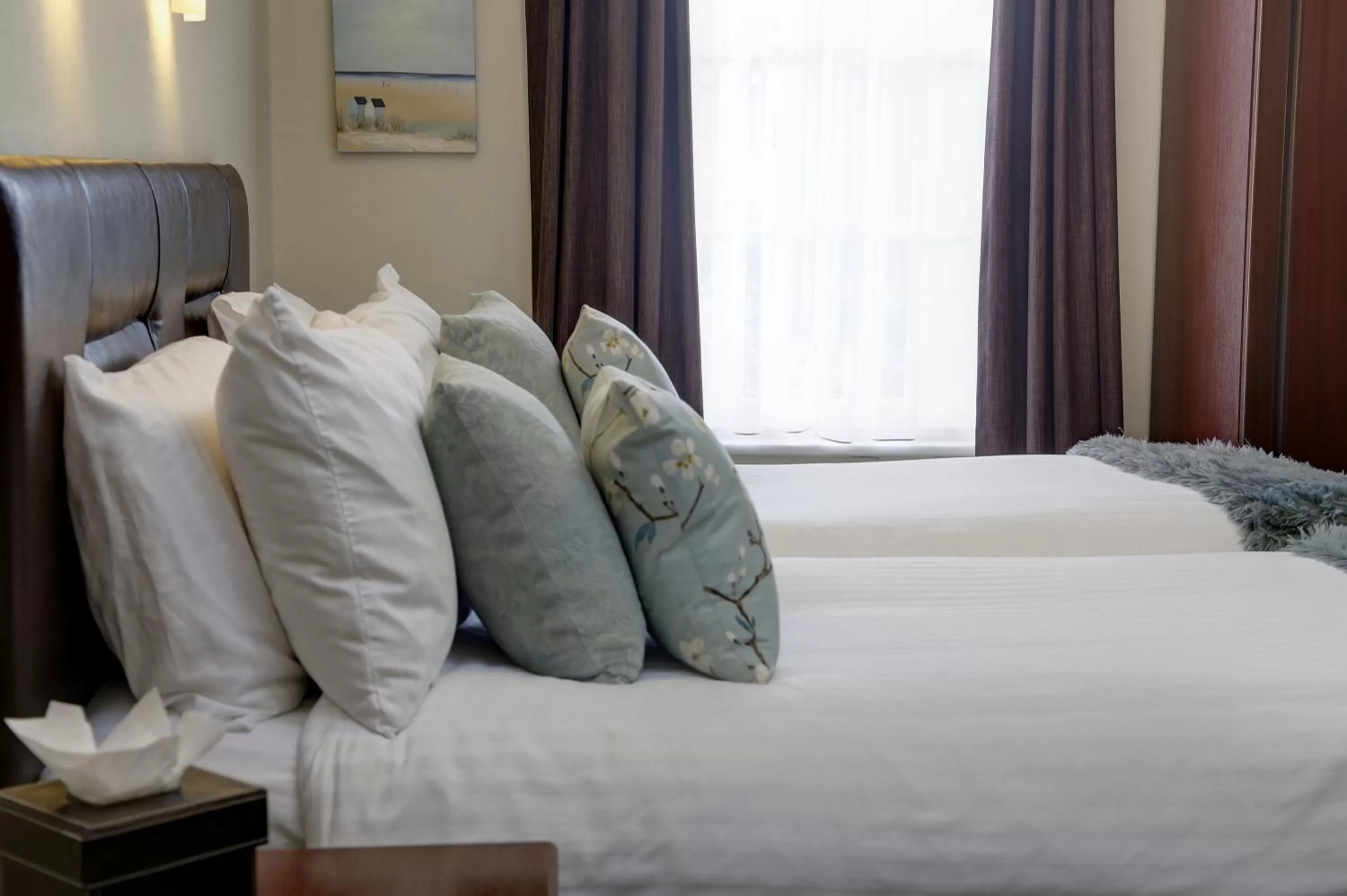 Standard Twin Room in Best Western Annesley House Hotel