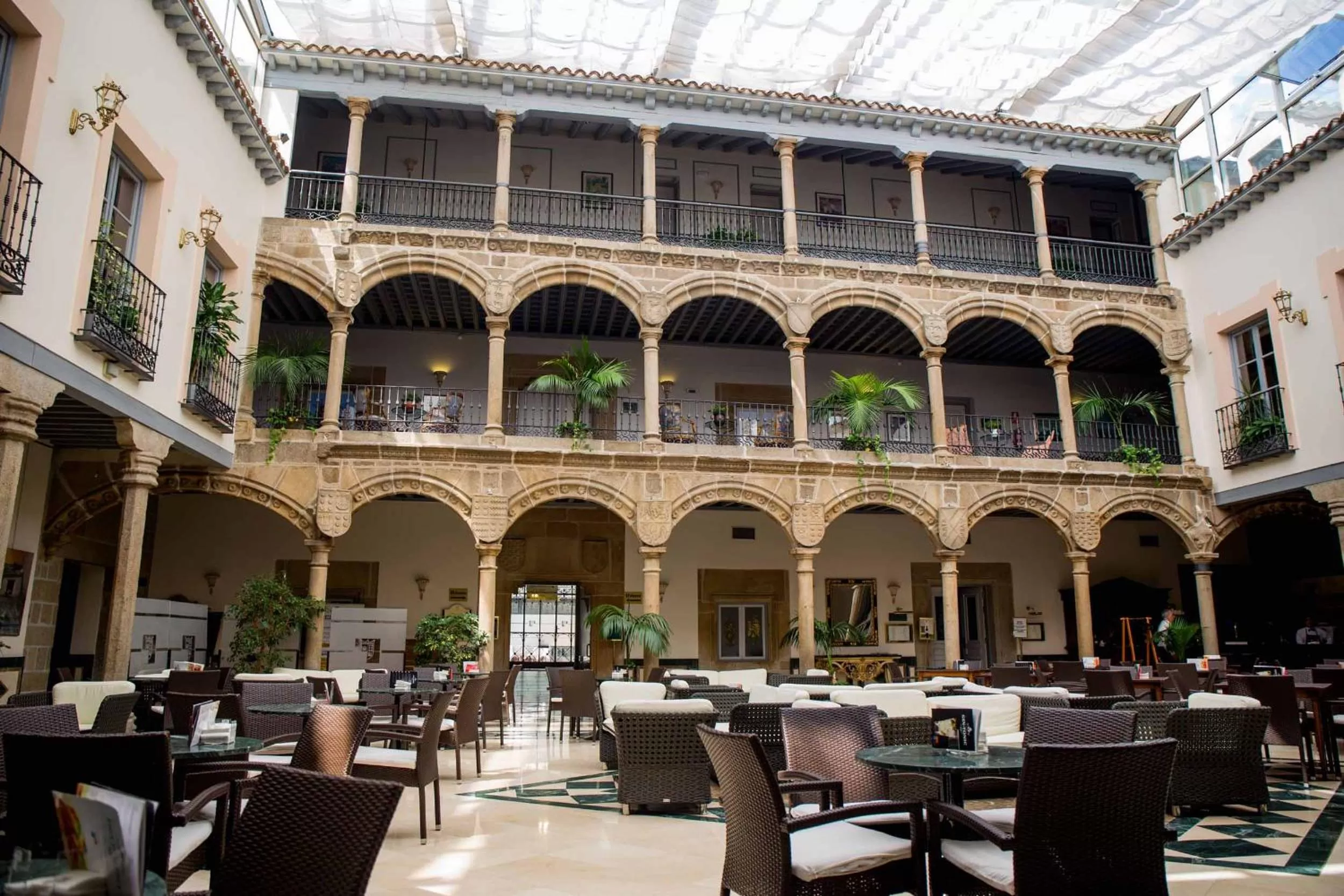 Patio in Palacio de los Velada