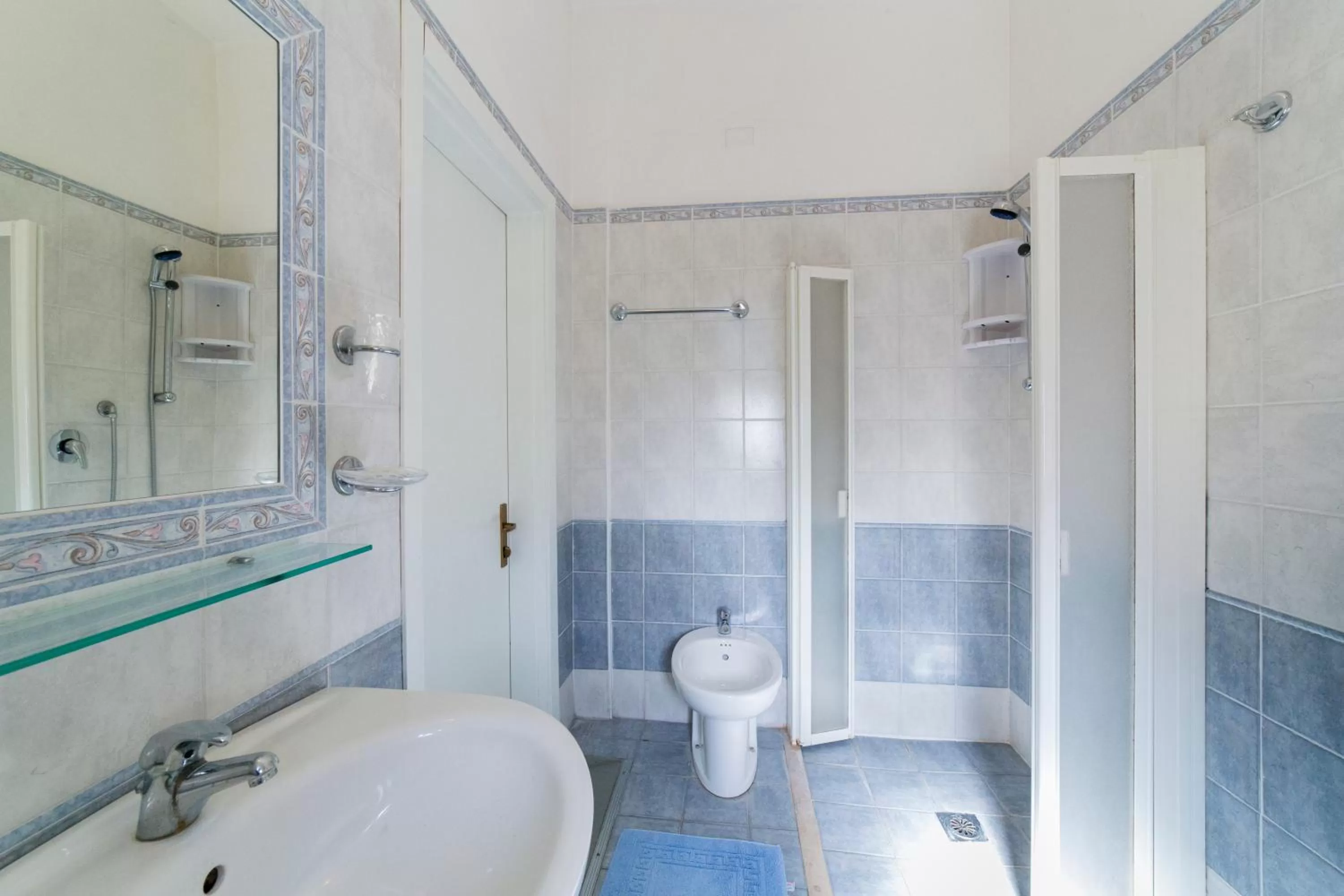 Quadruple Room in Hotel Europa