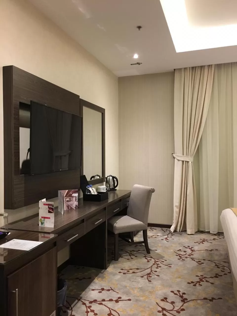 Ayan Hotel