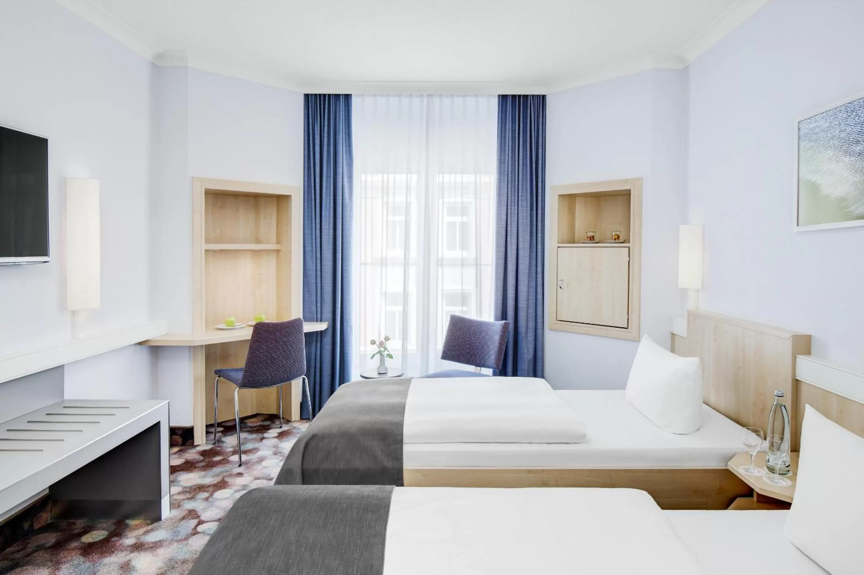 Business Twin Room in IntercityHotel Rostock