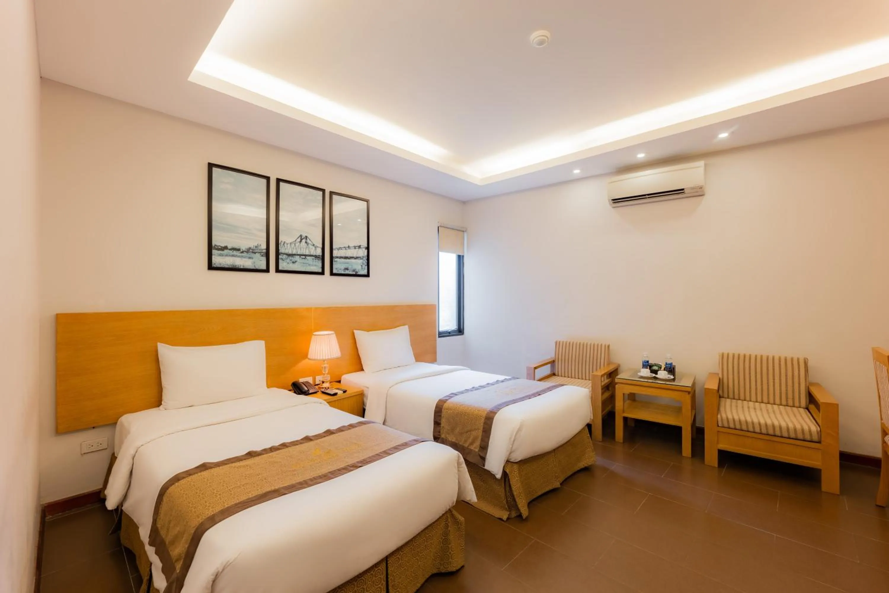 Superior Twin Room in Riverside Hanoi Hotel