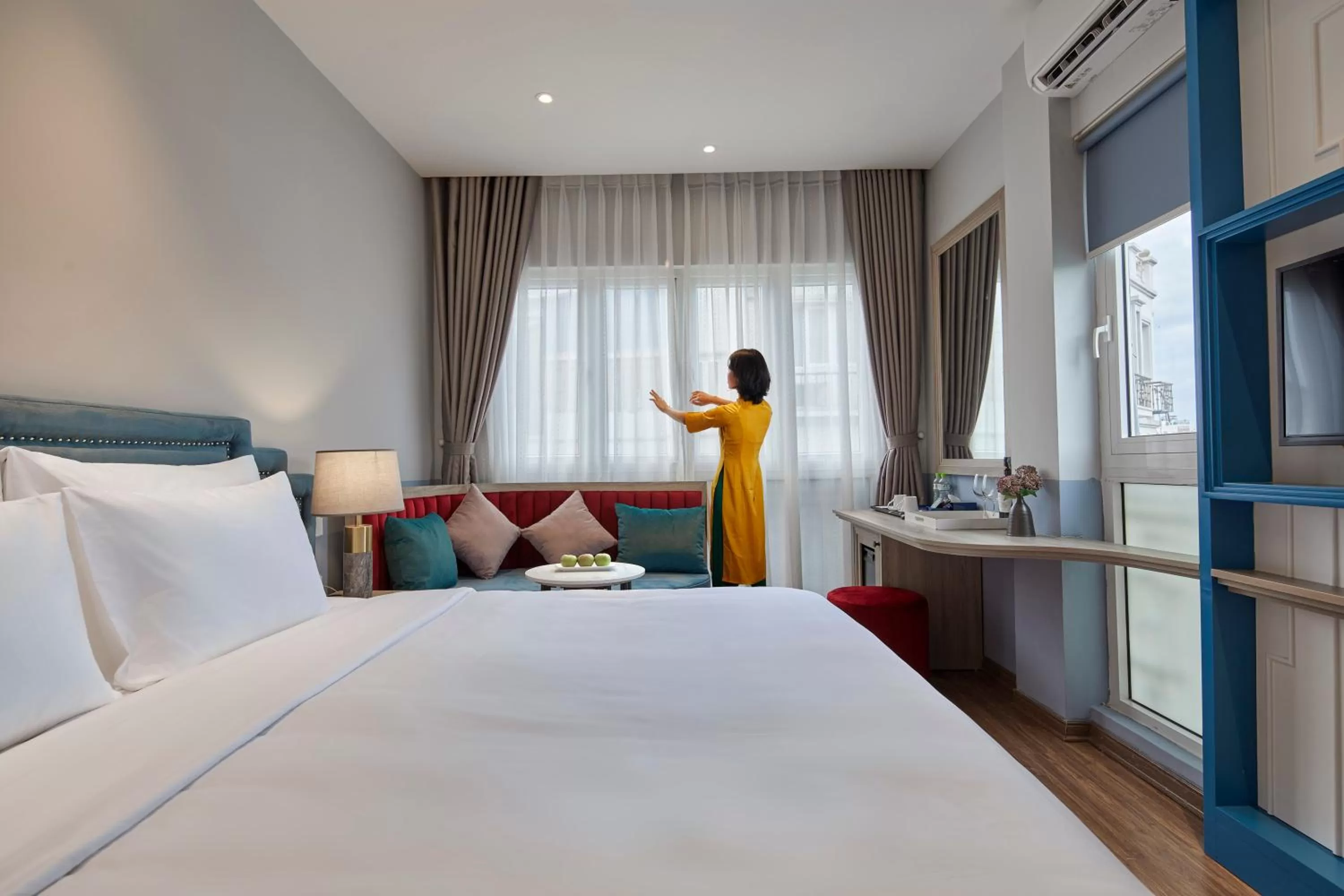 Suite with City View in HANOI FLORA HOTEL