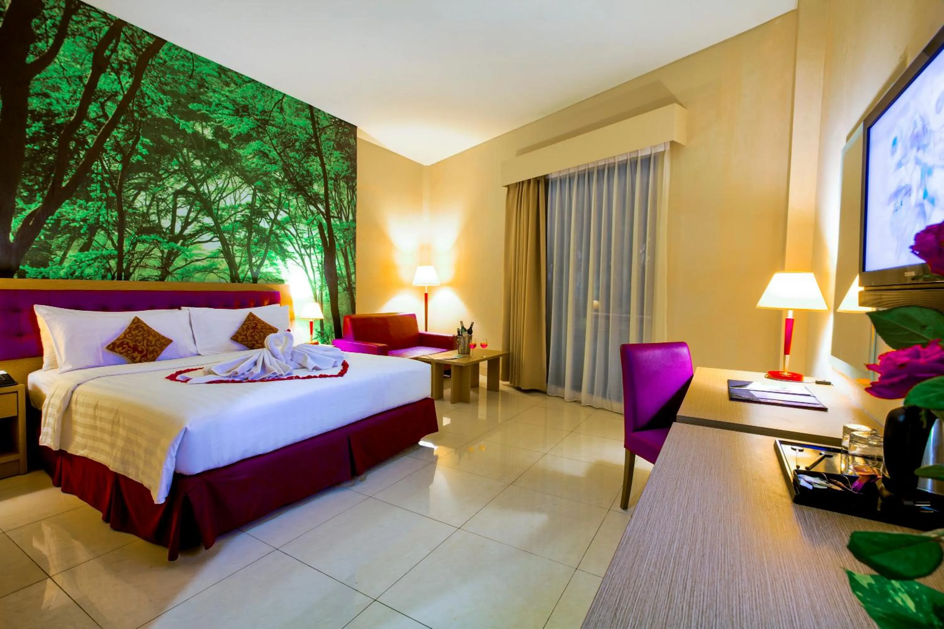 Special Offer - Studio Room with Free Two Bottles of Beer in Kuta Central Park Hotel