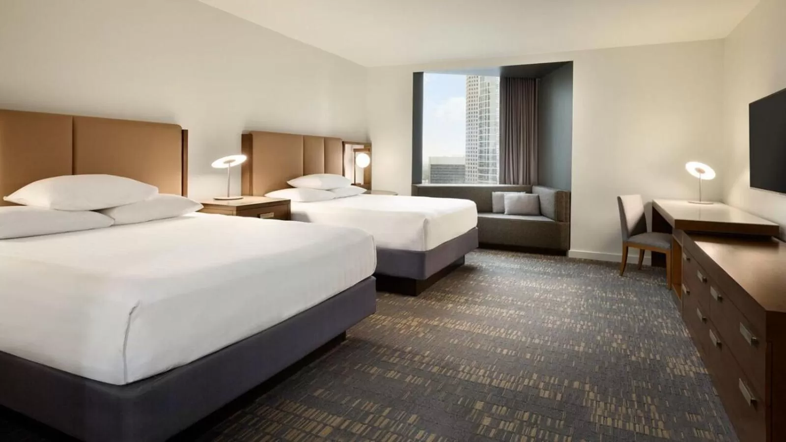 Deluxe Queen Room with Two Queen Beds in Hyatt Regency Houston Downtown