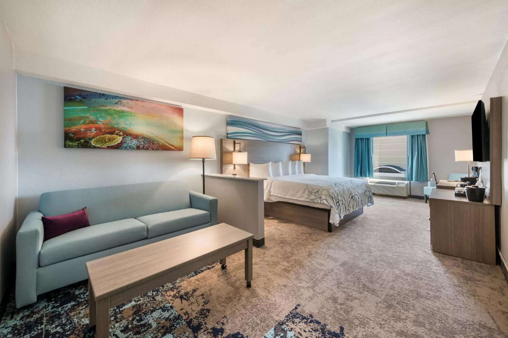 King Neptune King Suite Smoke Free in Costa Azul Suites Virginia Beach by Red Collection