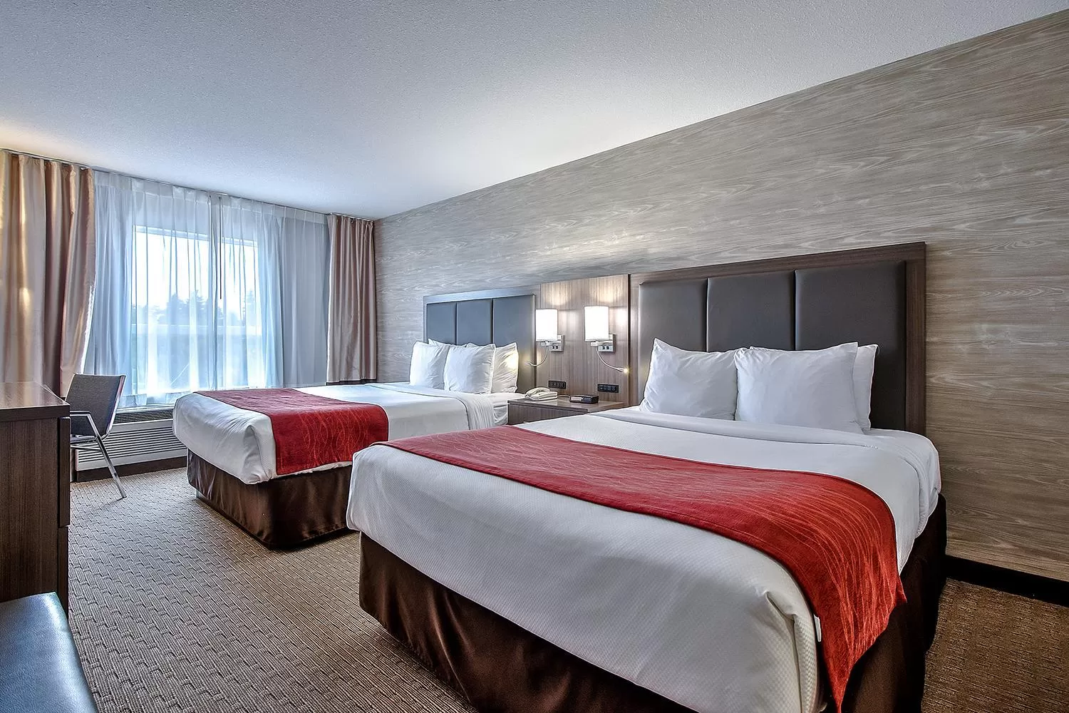 Queen Room with Two Queen Beds - Non-Smoking in Comfort Inn & Suites South