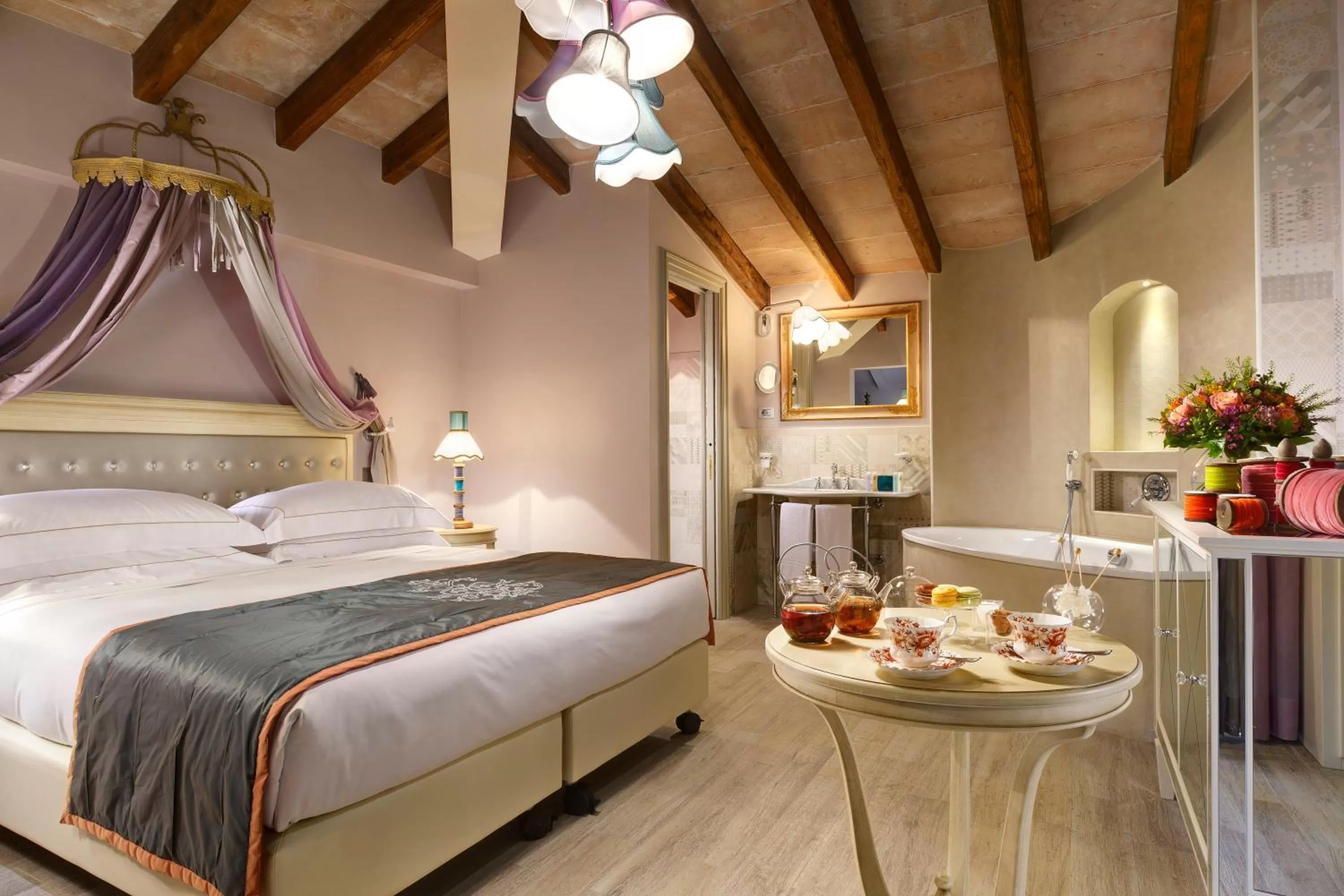 Junior Suite with Spa Bath in Ville Sull'Arno