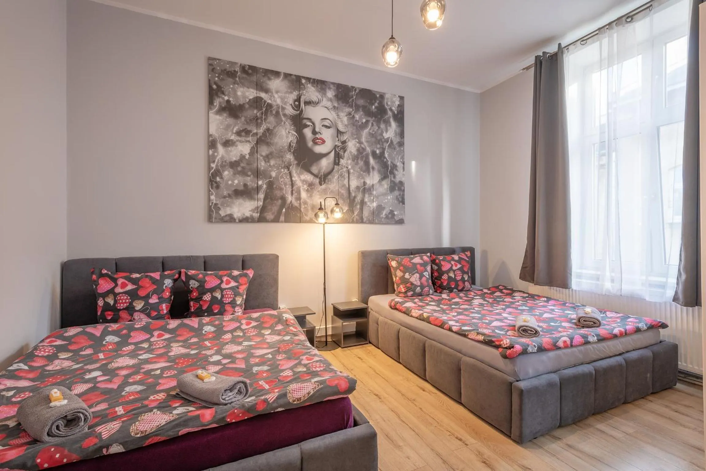 Deluxe Apartment in Queen Apartments