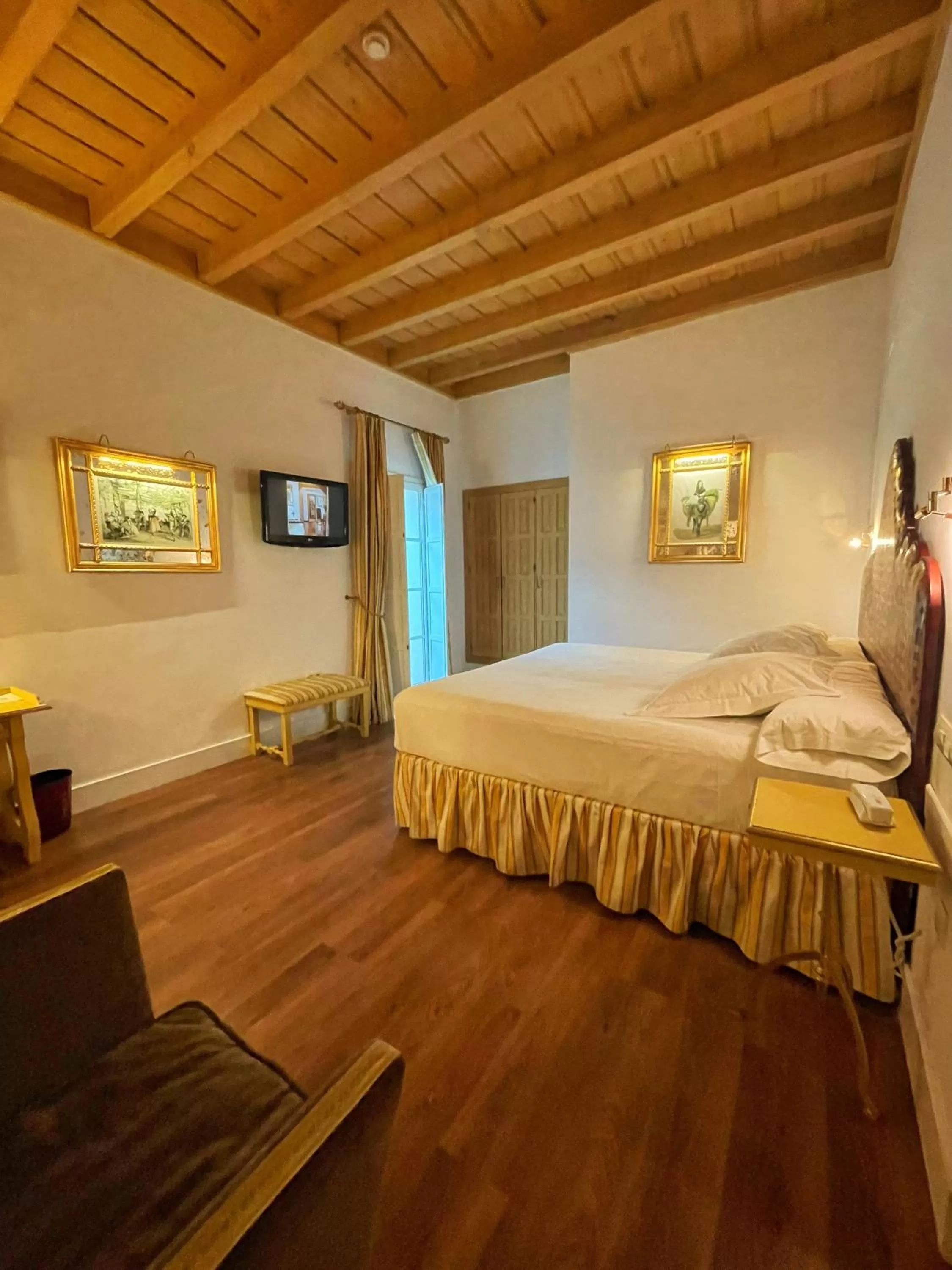 Deluxe Double or Twin Room in Las Casas de la Judería de Córdoba
