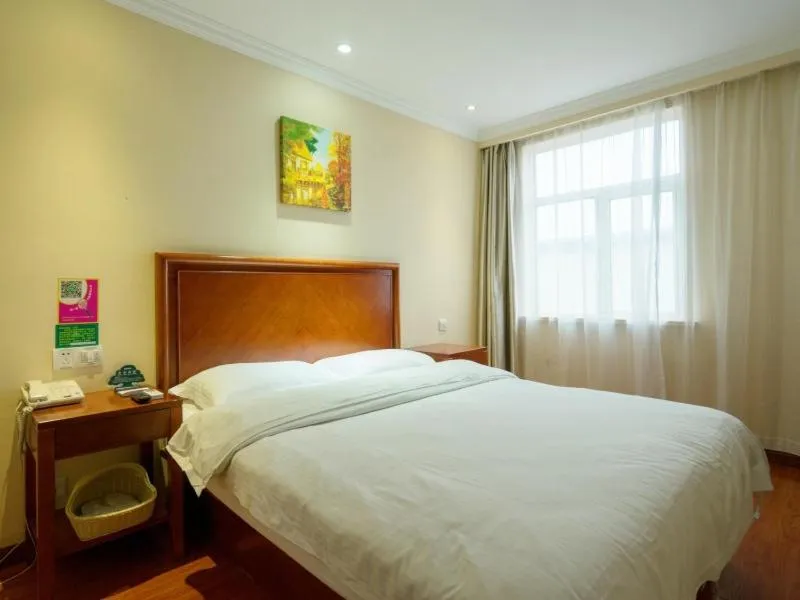 GreenTree Inn Shanghai Luojing Express Hotel