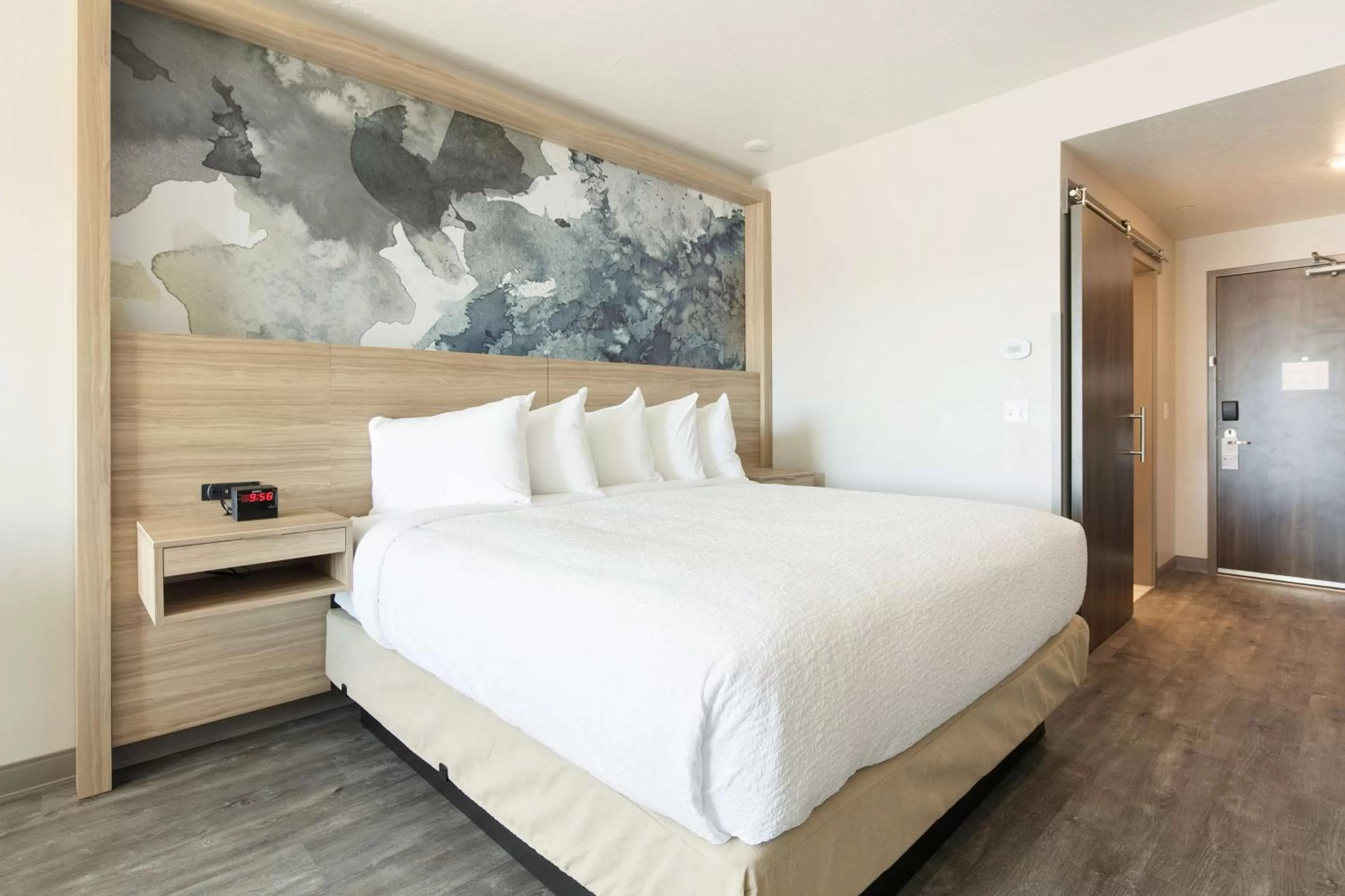 King Suite - Disability Access in Best Western Plus Settlers Point