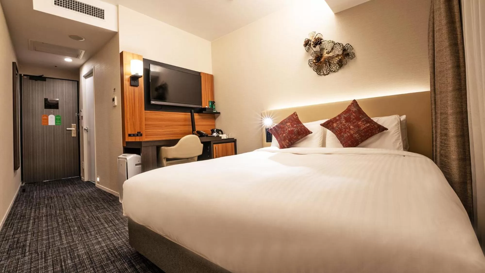 Premier Floor - Queen Room - Smoking in Premier Hotel -CABIN PRESIDENT- Osaka