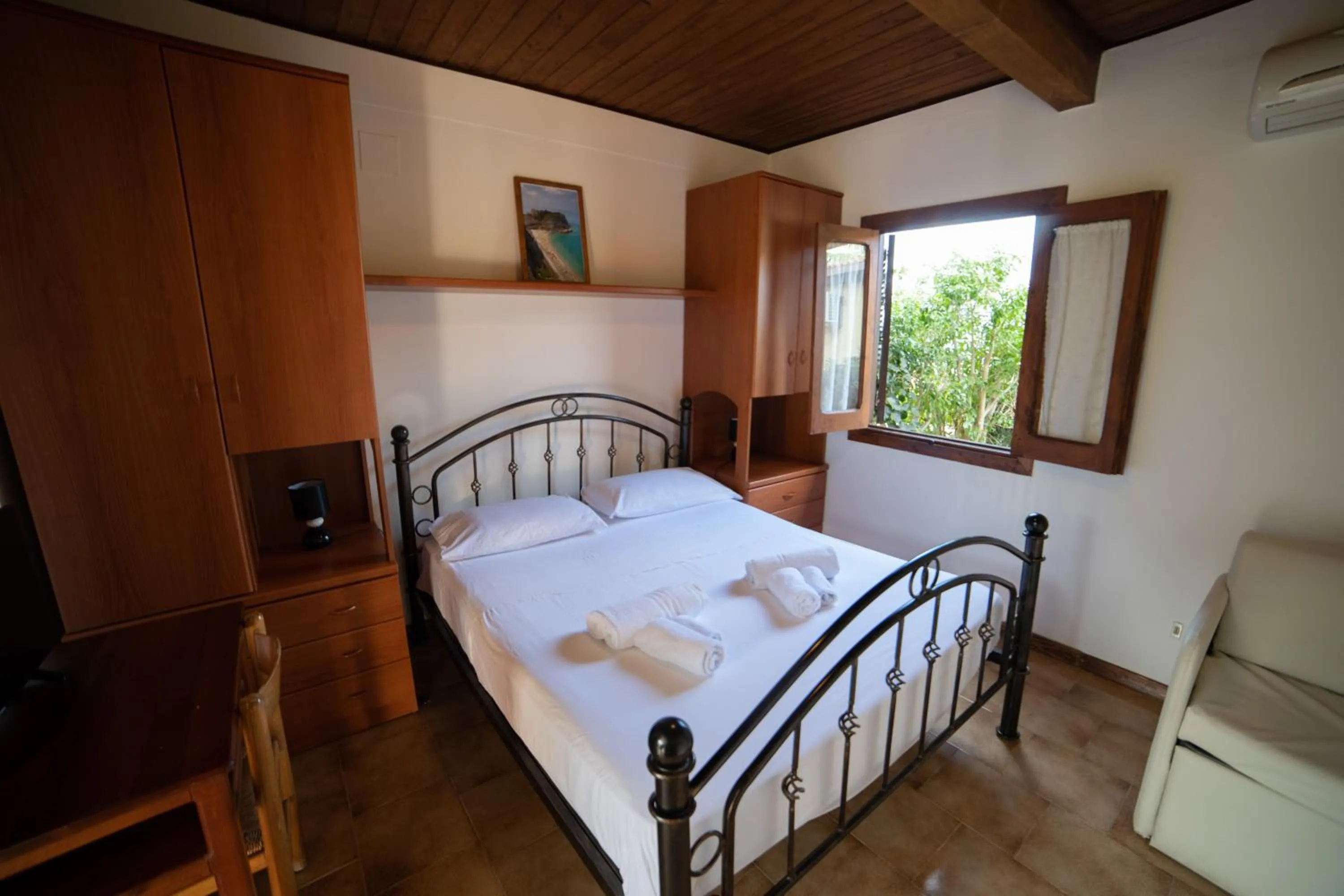 One-Bedroom Apartment in Residence New Paradise